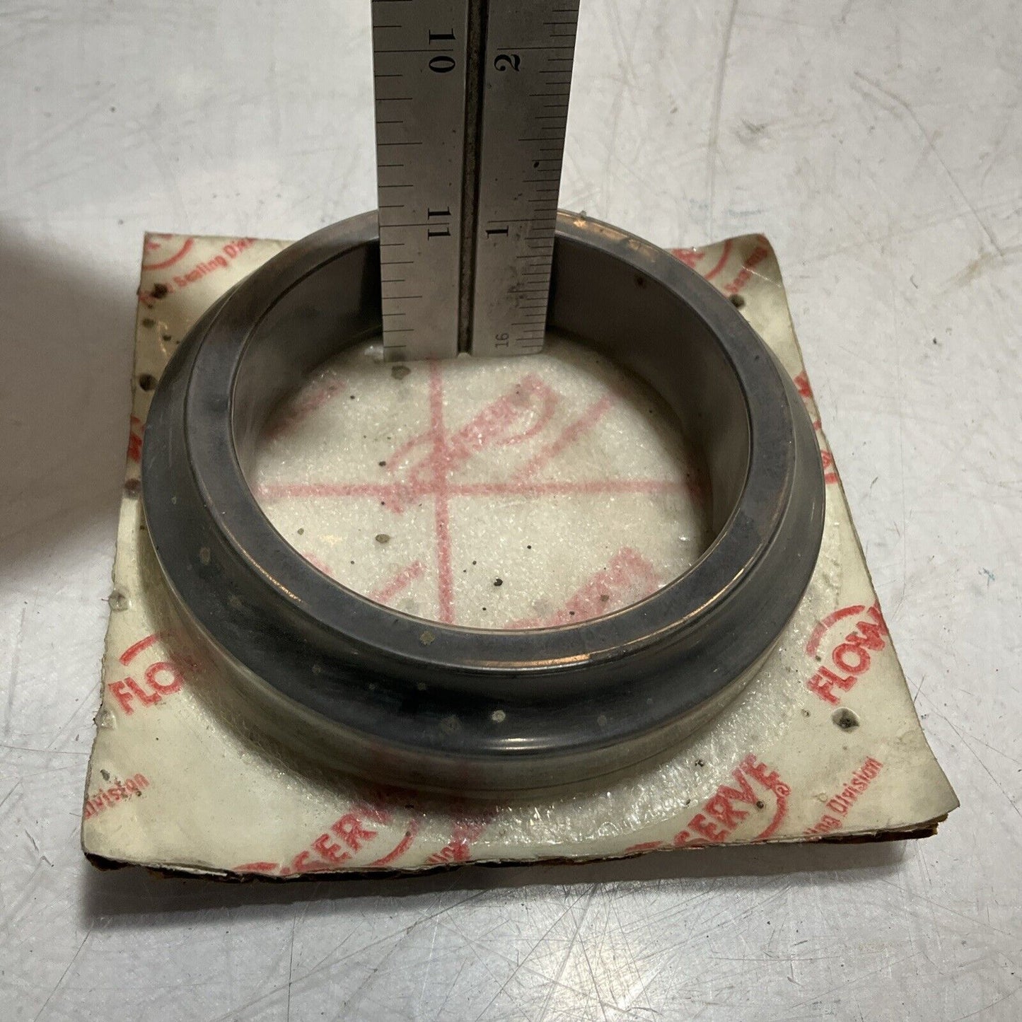 FLOWSERVE 107965GE CARBON A STAT FACE RING SEAL 678-U3S