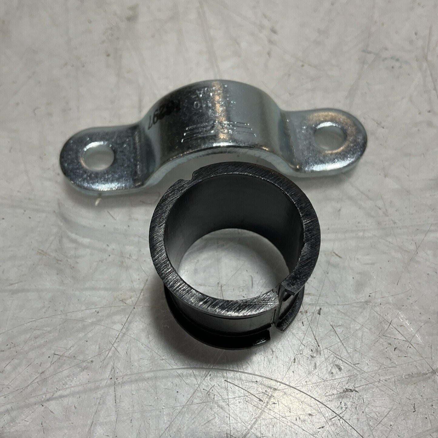 DORMAN 905-110 SHIFT TUBE CLAMP AND BUSHINGS LOT OF 3 476-U3S