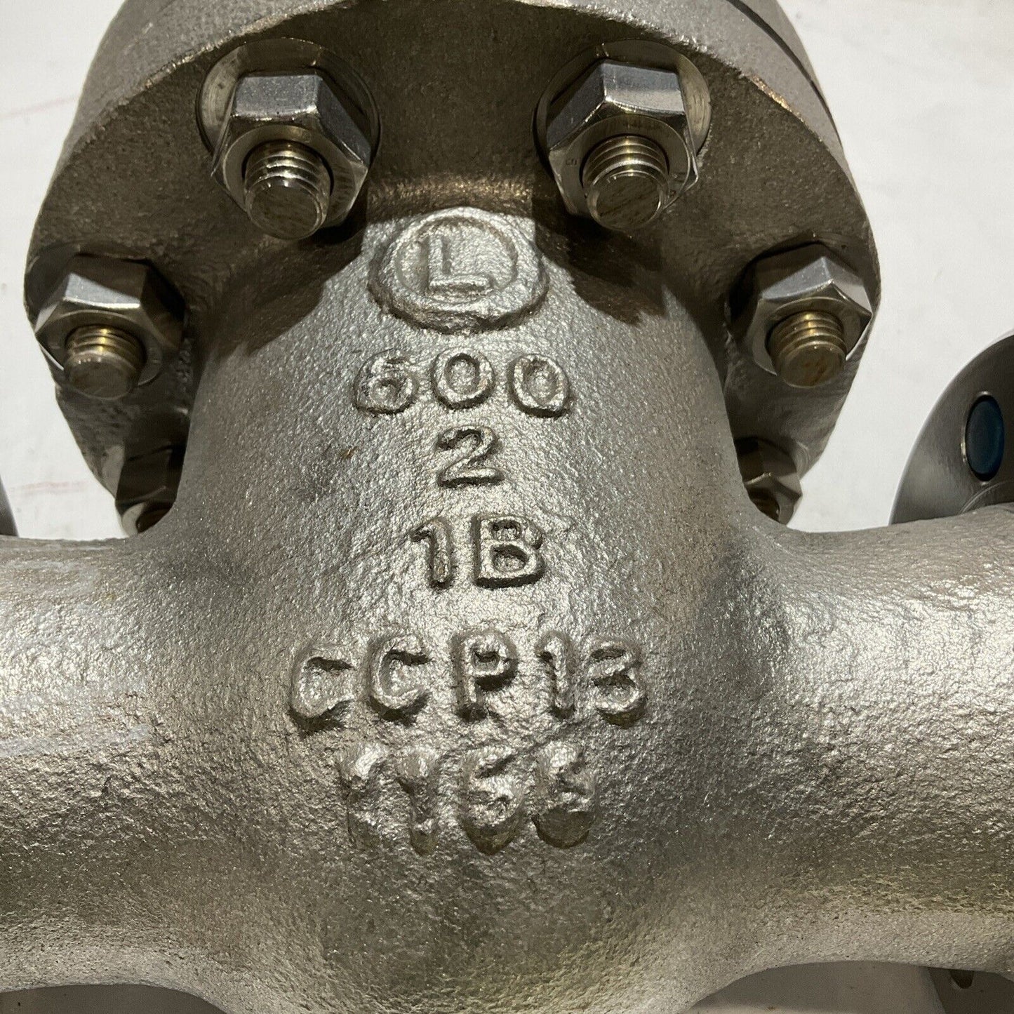LADISH VALVE 8675-9219-PR02-A20D-CD4MCUM- 600 2" /1B-CCP131166 GATE VALVE LBL