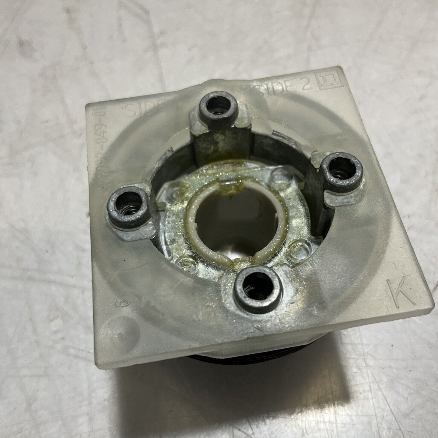 SQUARE D 9001KR1U MUSHROOM PUSH BUTTON OPERATOR 555-U3S
