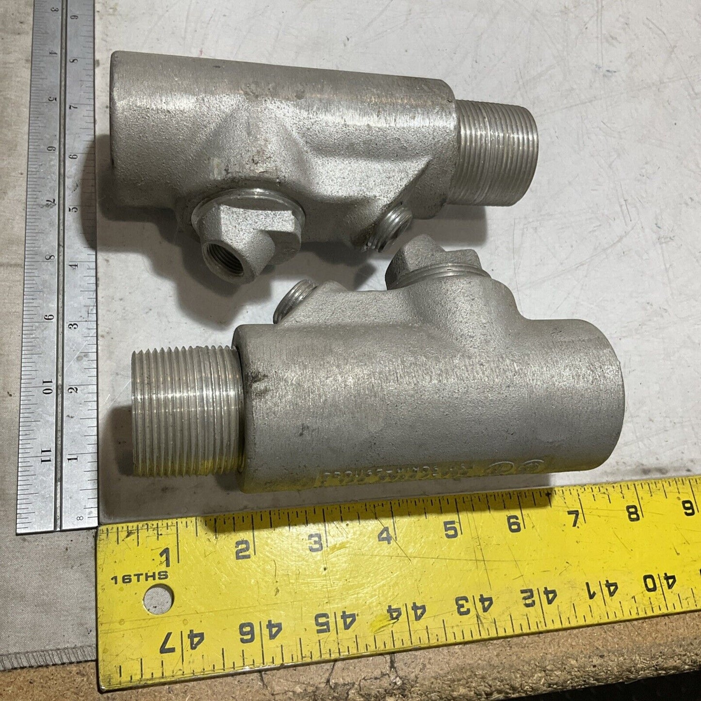 COOPER CROUSE HINDS EYD46 SA FEMALE&MALE CONDUIT SEAL FITTING M/F 1-1/4IN 678