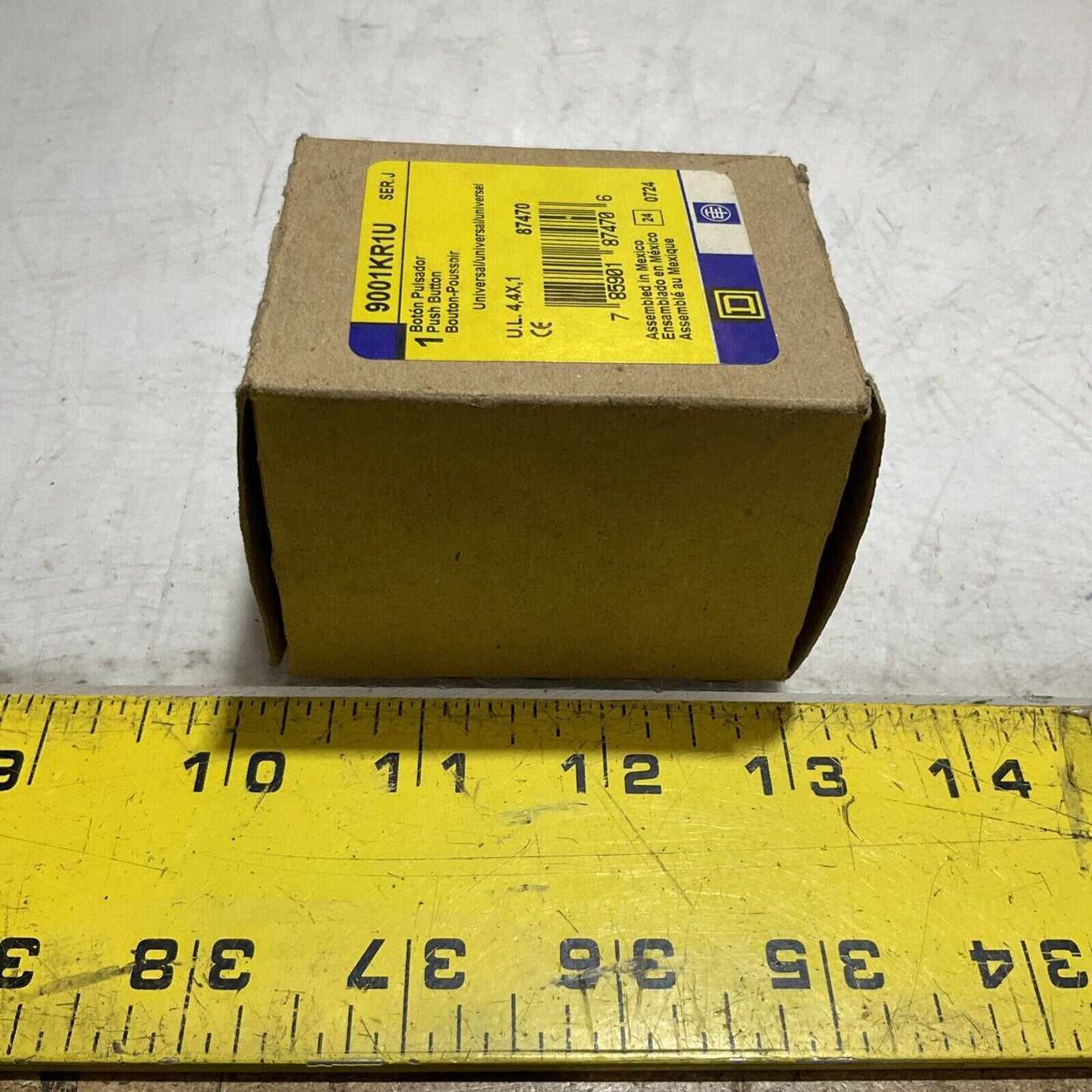 SQUARE D 9001KR1U MUSHROOM PUSH BUTTON OPERATOR 555-U3S
