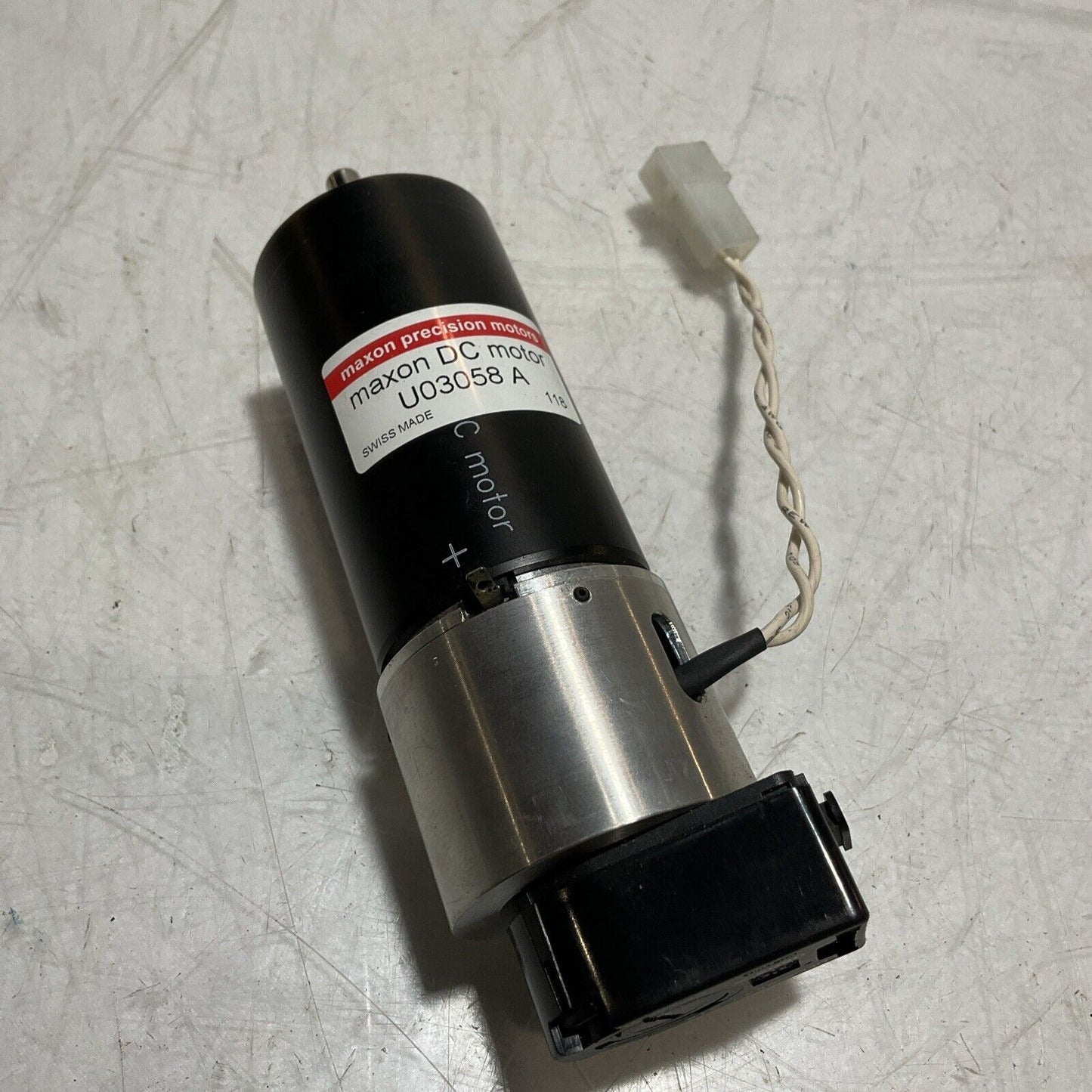 MAXON PRECISION U03058A DC MOTOR W/ HEDS-5540 A12 ENCODER LOT OF 2 U3S