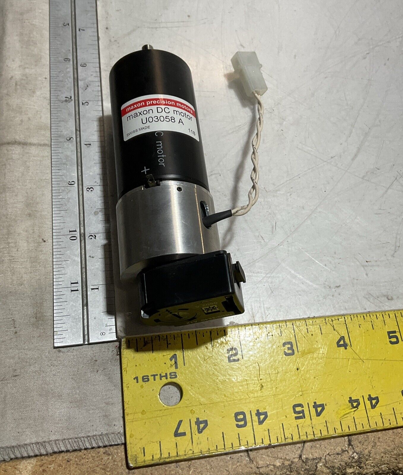 MAXON PRECISION U03058A DC MOTOR W/ HEDS-5540 A12 ENCODER LOT OF 2 U3S