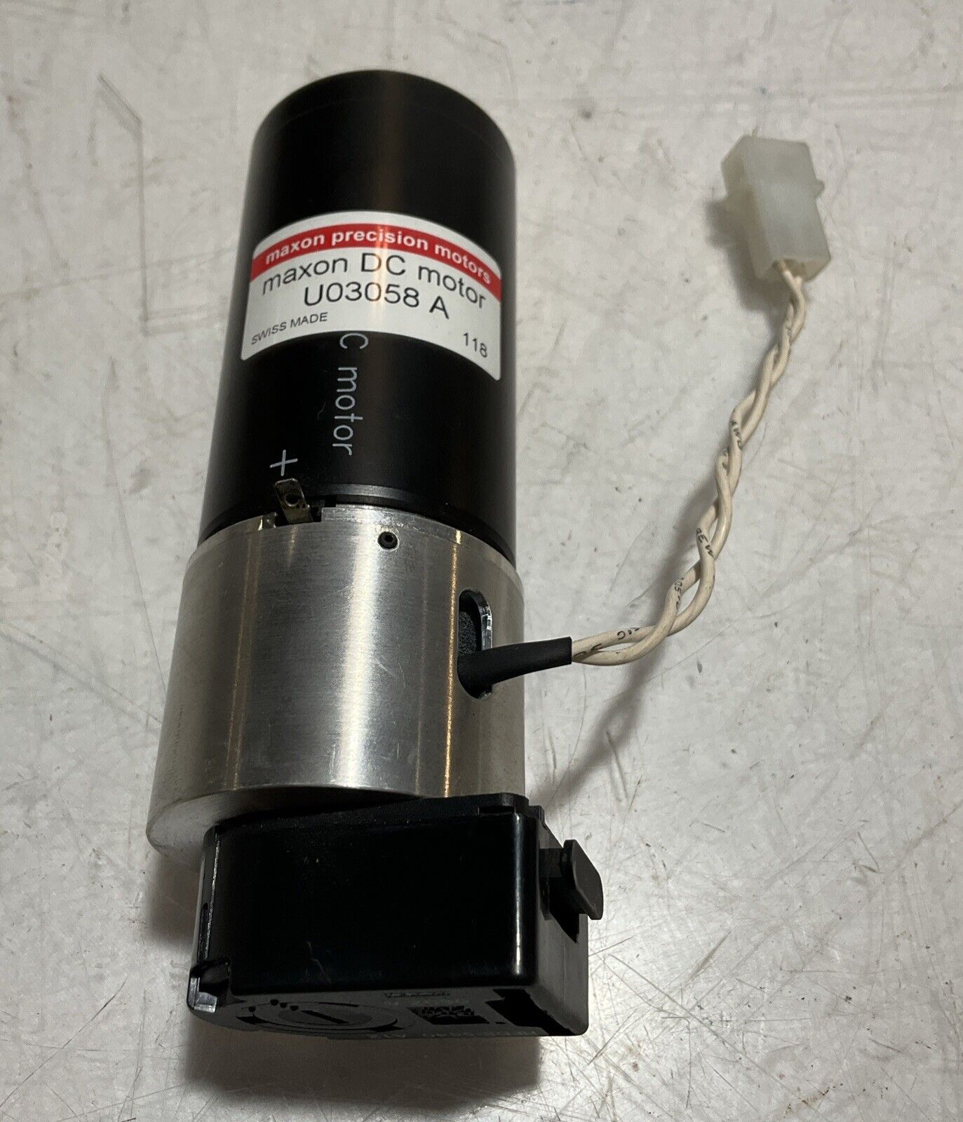 MAXON PRECISION U03058A DC MOTOR W/ HEDS-5540 A12 ENCODER LOT OF 2 U3S