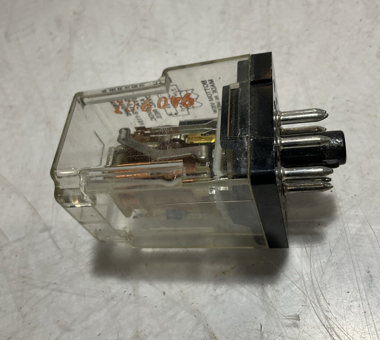 BROTHER & BRUMFIELD R10-T1P2-115V TE CONNECTIVITY 28VDC 2A GENERAL RELAY U3S