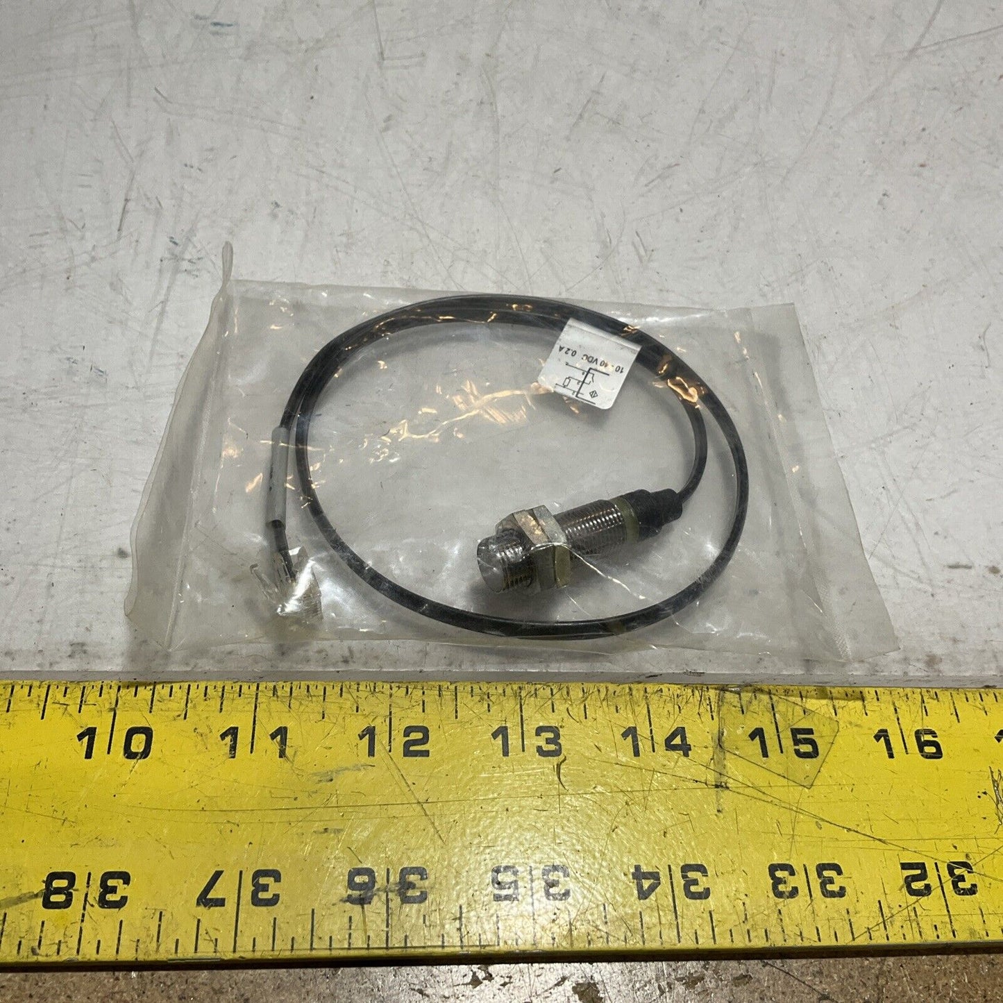 CARLO GAVAZZI IA12DSF04NO-IAC4 PROXIMITY SWITCH U3S
