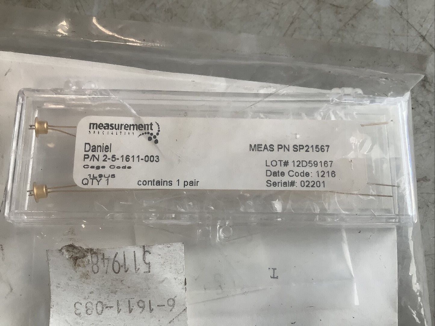 NIB MEASUREMENT EMERSON 2-5-1611-003 THERMISTORS 678