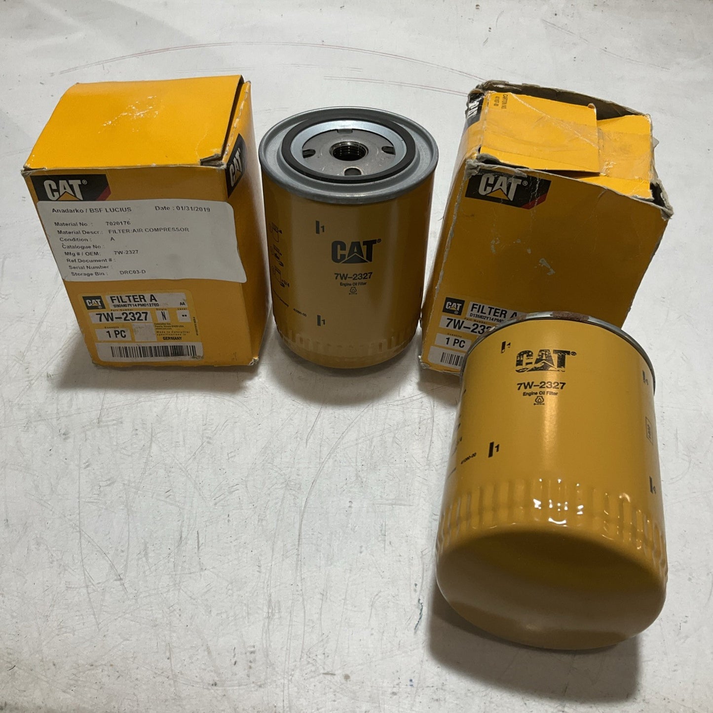 CAT - CATERPILLAR 7W-2327 ENGINE OIL COMPRESSOR FILTER LOT OF 2 U3S