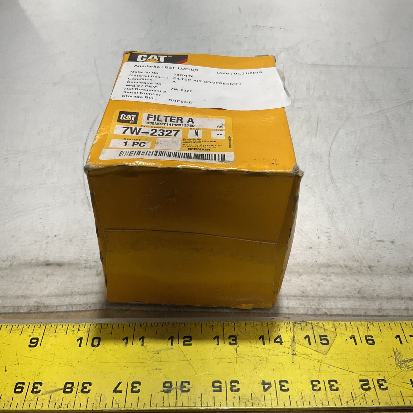 CAT - CATERPILLAR 7W-2327 ENGINE OIL COMPRESSOR FILTER LOT OF 2 U3S
