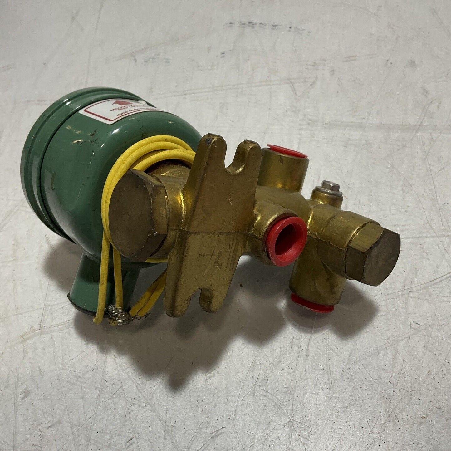 ASCO RED-HAT EF8300A082G - EFHP801173 GENERAL SOLENOID CONTROL VALVE 24/DC U3S