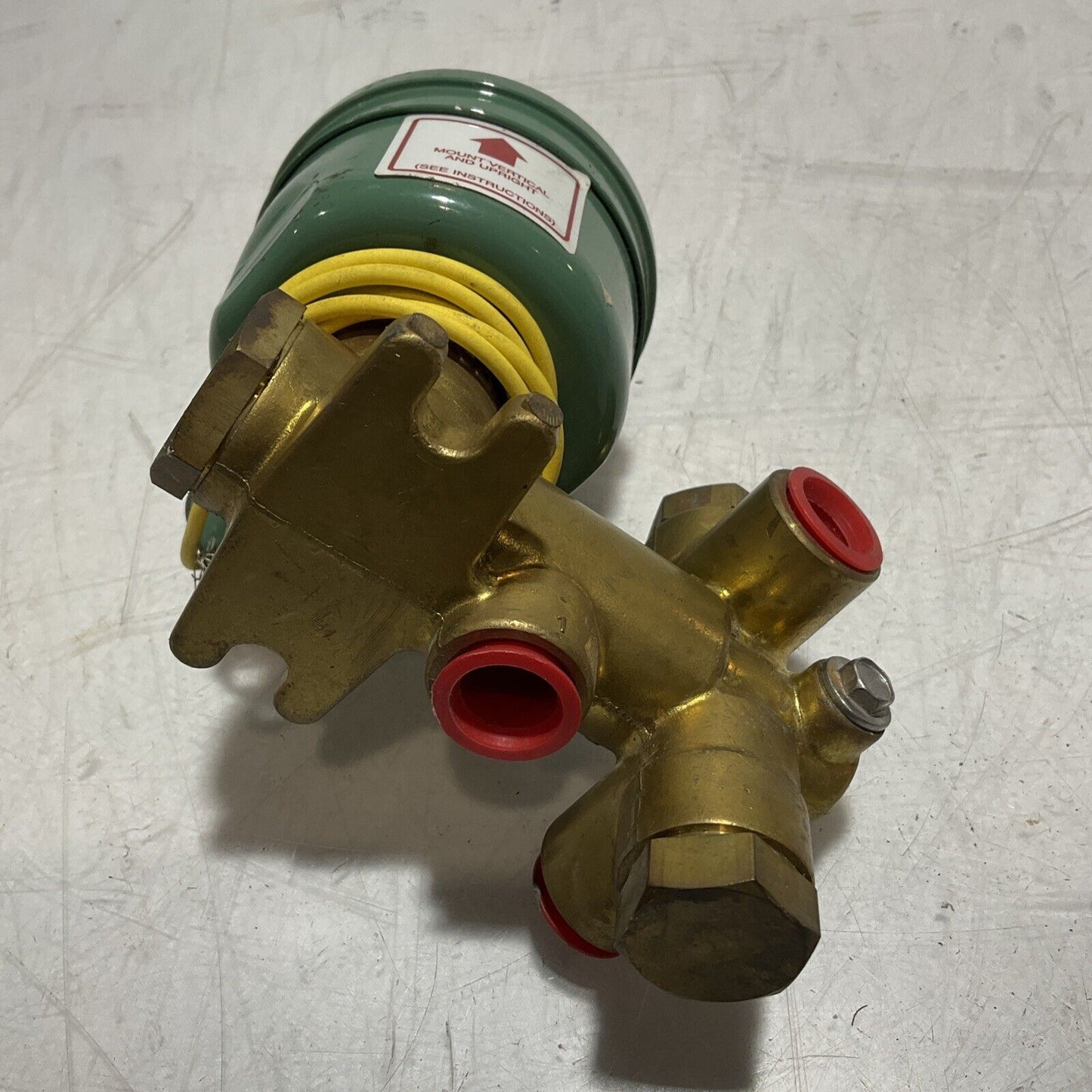 ASCO RED-HAT EF8300A082G - EFHP801173 GENERAL SOLENOID CONTROL VALVE 24/DC U3S