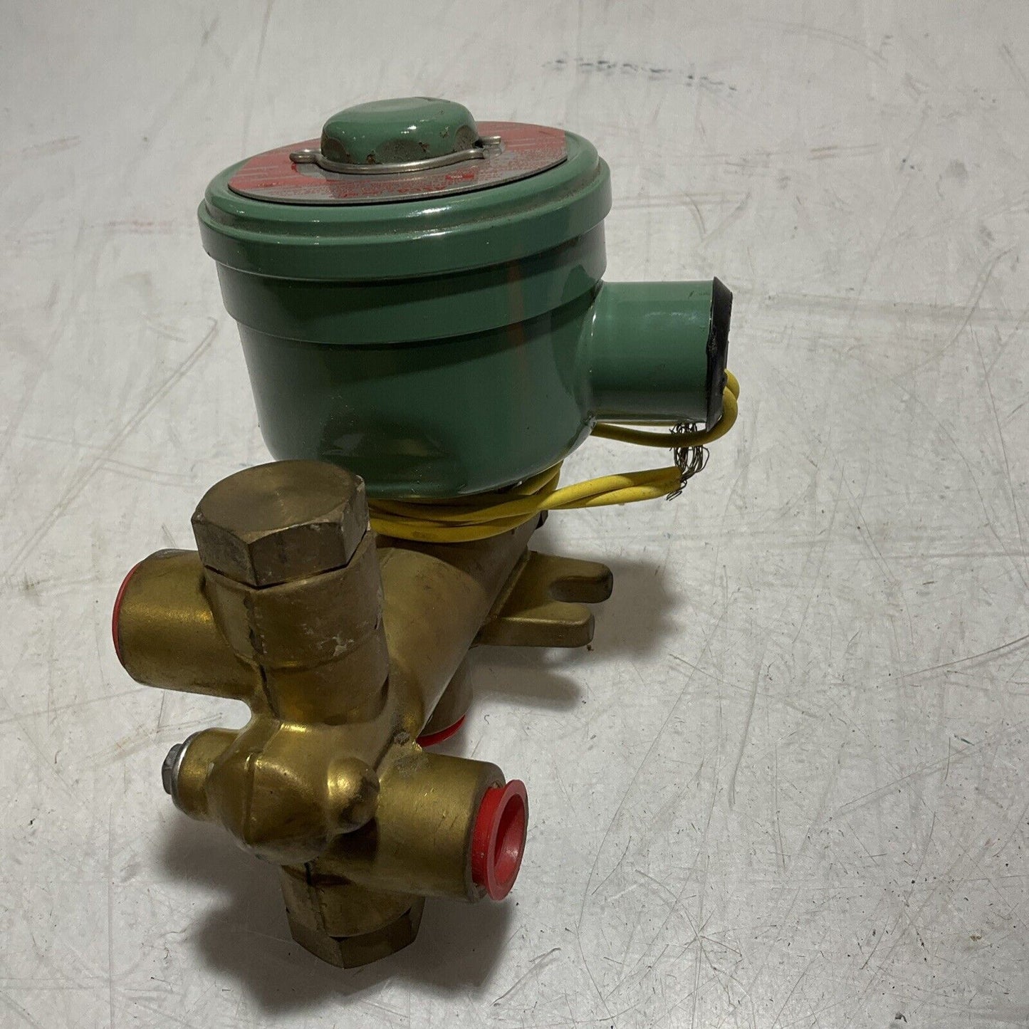 ASCO RED-HAT EF8300A082G - EFHP801173 GENERAL SOLENOID CONTROL VALVE 24/DC U3S