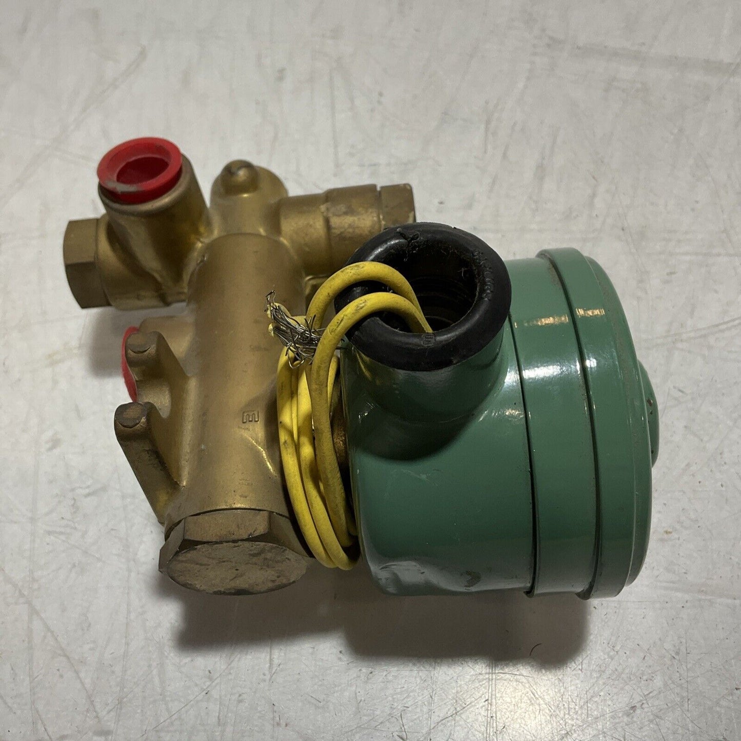 ASCO RED-HAT EF8300A082G - EFHP801173 GENERAL SOLENOID CONTROL VALVE 24/DC U3S