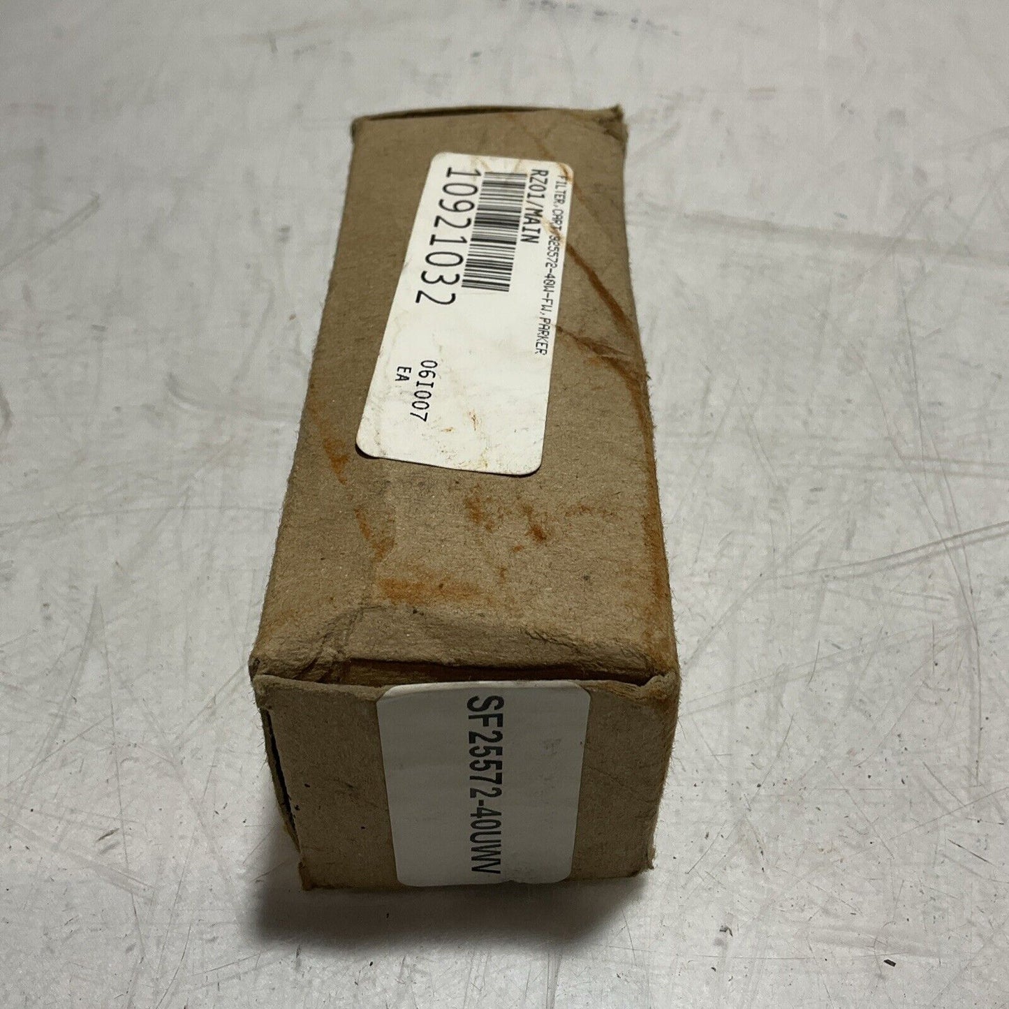 925572-40W SF2557240UWV HYDRAULIC FILTER NSNB 678