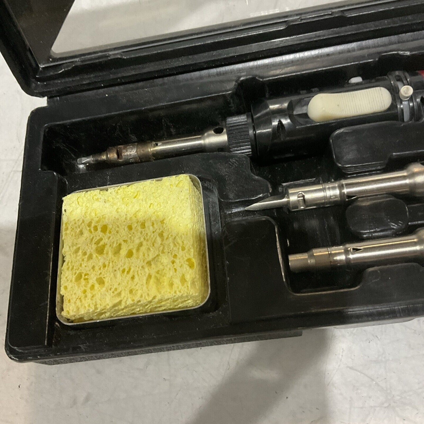 MASTER APPLICATION UT-40SIK SOLDERING IRON/HEATING TOOL BOX KIT U3S