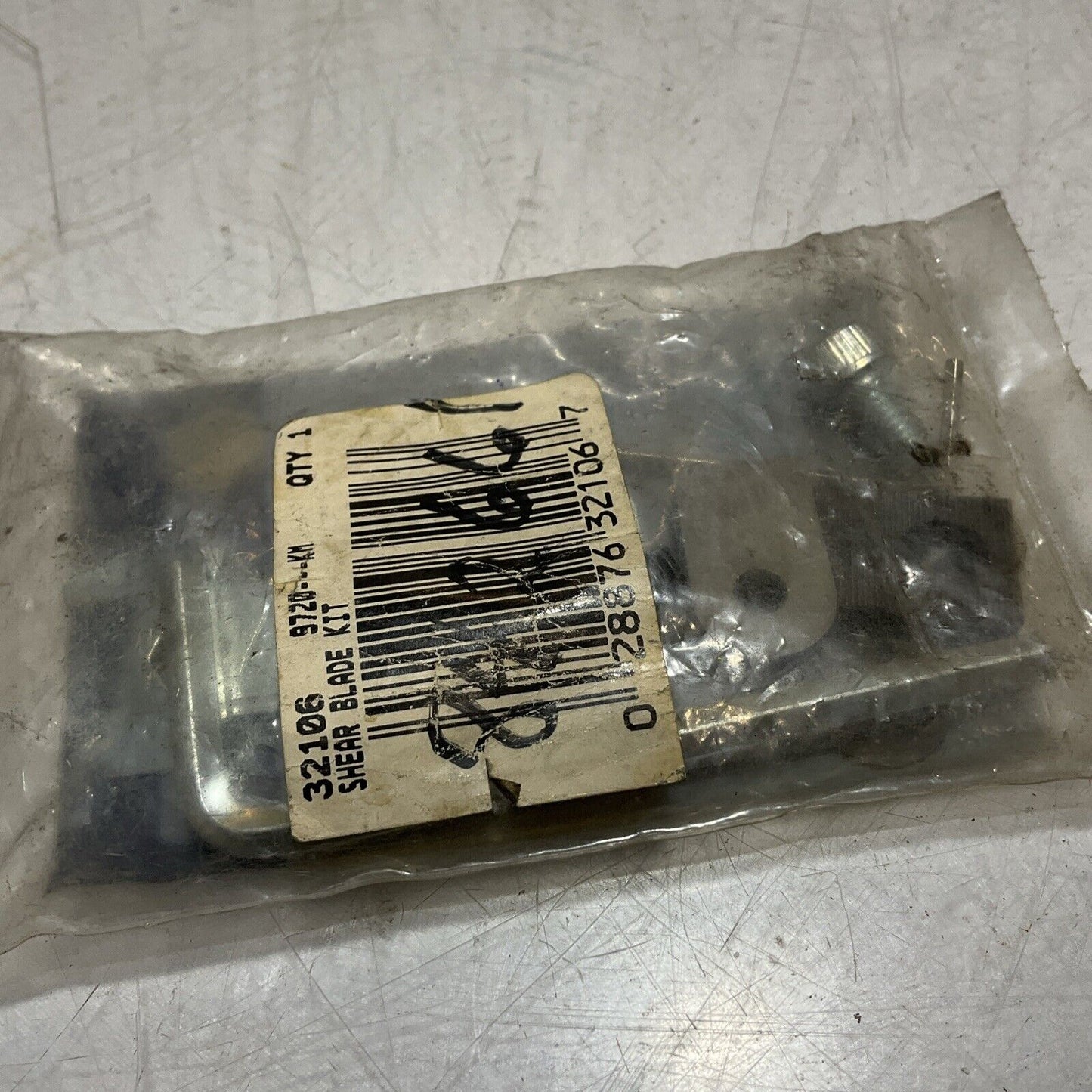 BLACK & DECKER 32106 REPLACEMENT SHEAR BLADE KIT LOT OF 2 U3S
