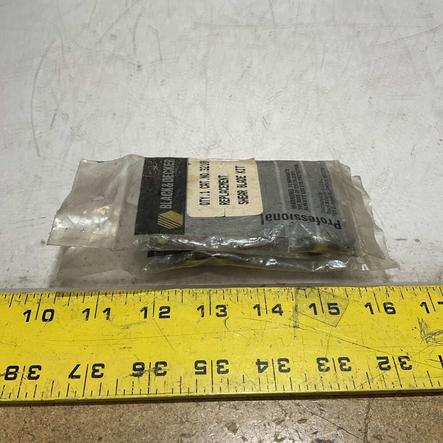 BLACK & DECKER 32106 REPLACEMENT SHEAR BLADE KIT LOT OF 2 U3S