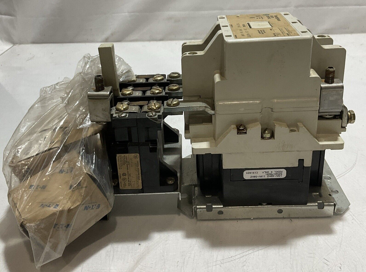 WESTINGHOUSE MOTOR CONTROL A200M4CACD MOTOR STARTER 200V U3S