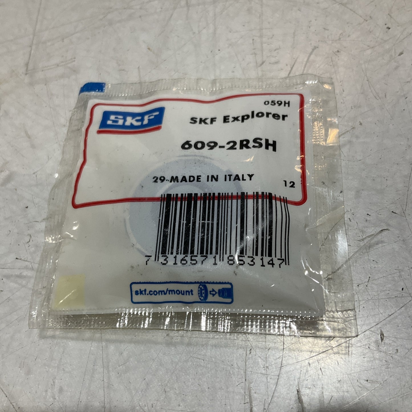 SKF  609-2RSH DEEP GROOVE BALL  BEARING SEAL LOT OF  4 U3S
