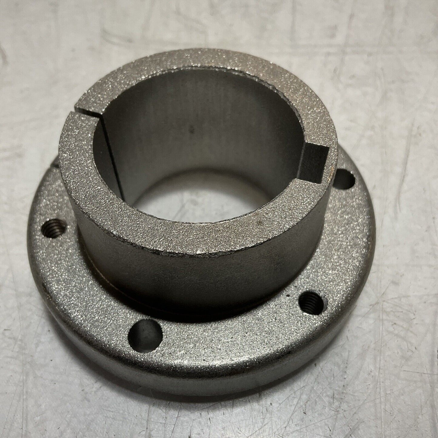MARTIN SDS 1 5/8 MOUNTING PROCEDURE-QD BUSHING LOT OF 2 373-U3S