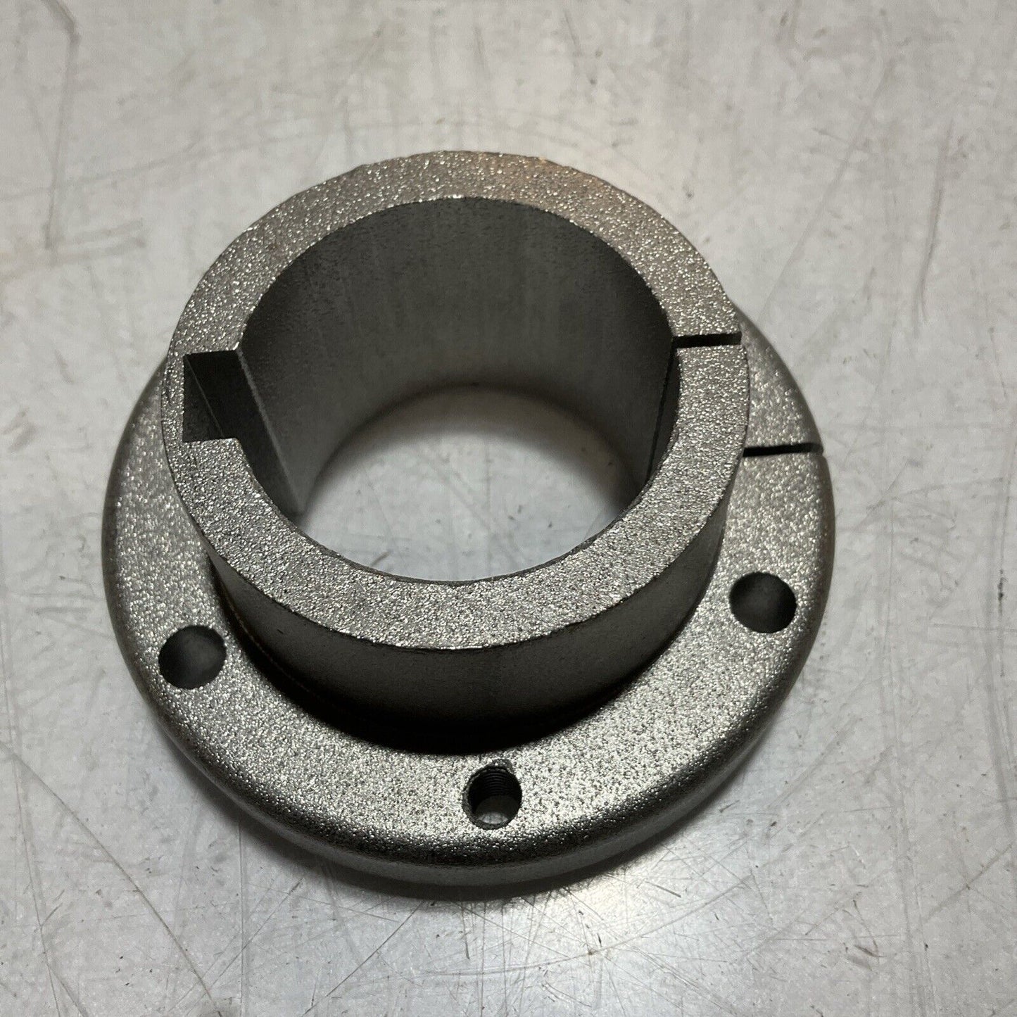 MARTIN SDS 1 5/8 MOUNTING PROCEDURE-QD BUSHING LOT OF 2 373-U3S