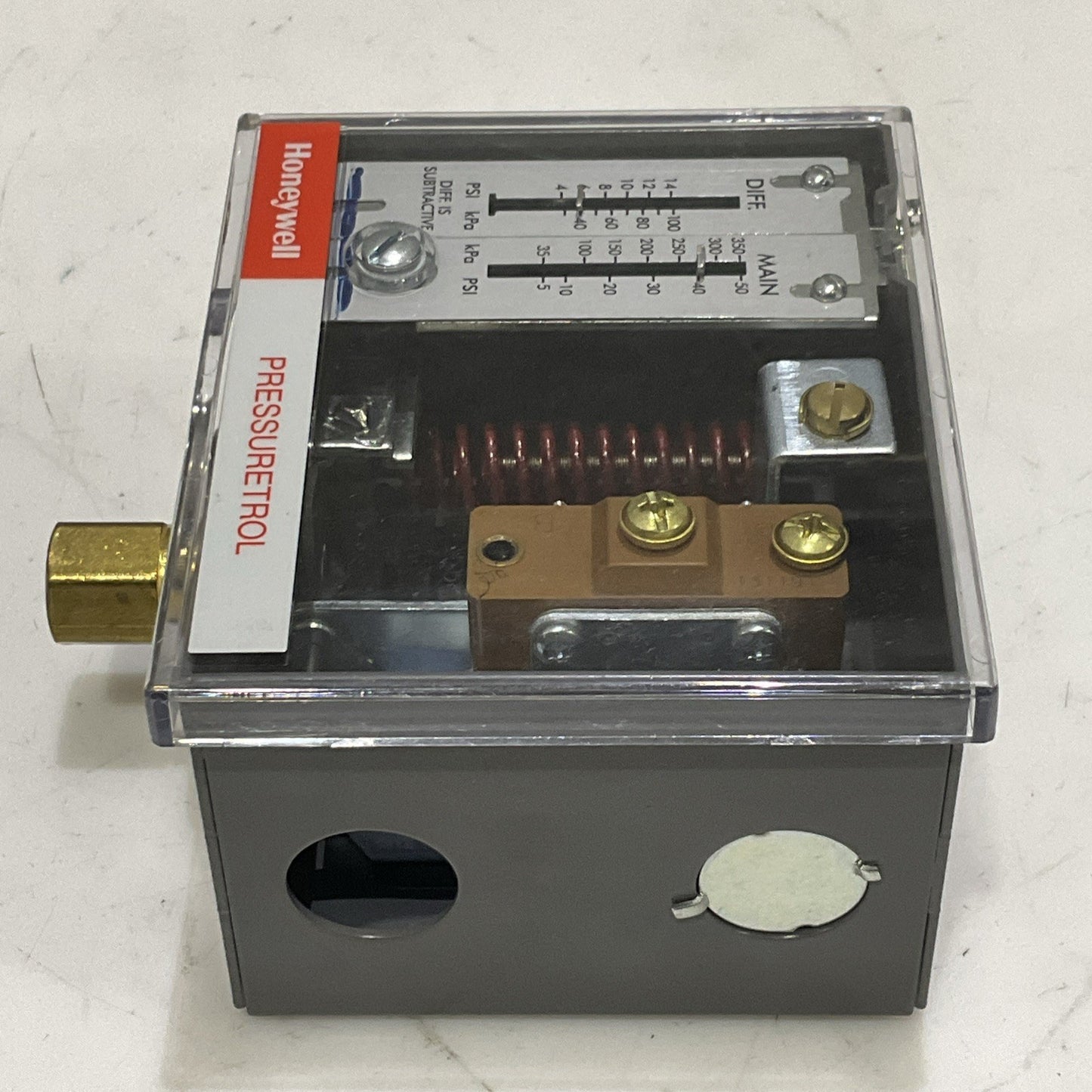HONEYWELL L404F 1375 PRESSURETROL PRESSURE CONTROLLER SWITCH RANGE 5-50 PSI RM6