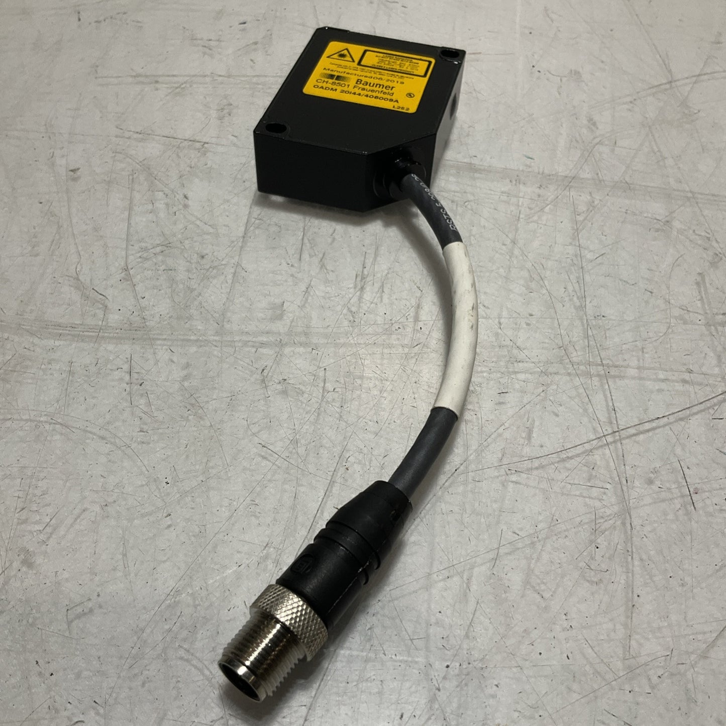 BAUMER CH-8501 OADM 20144 LONG RANGE THICKNESS LASER SENSOR U3S