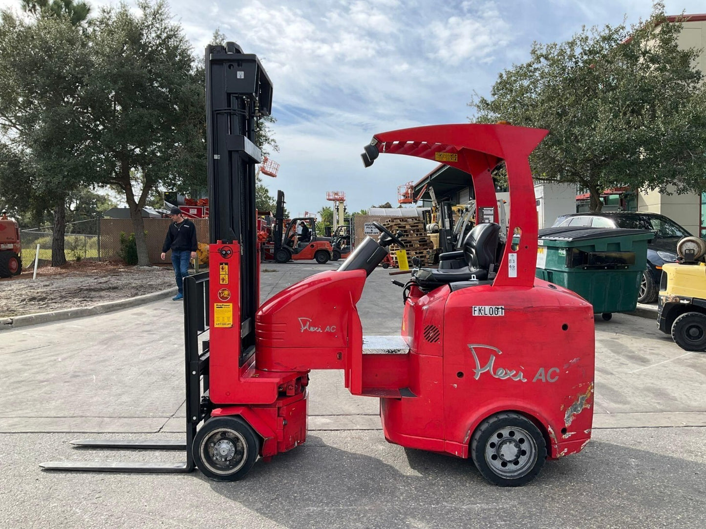 2015 FLEXI AC ARTICULATING NARROW AISLE FORKLIFT AC1250 ELECTRIC LOW HOURS