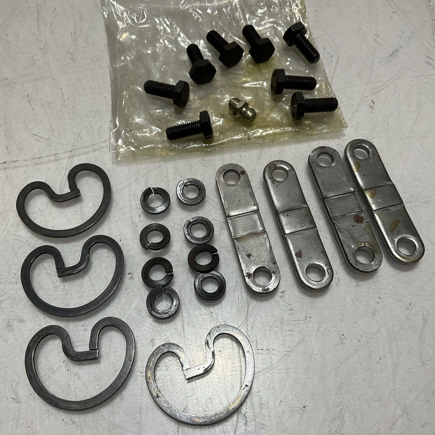 CATERPILLAR OEM 8V6435 SPIDER BEARING ASSEMBLY KIT 476