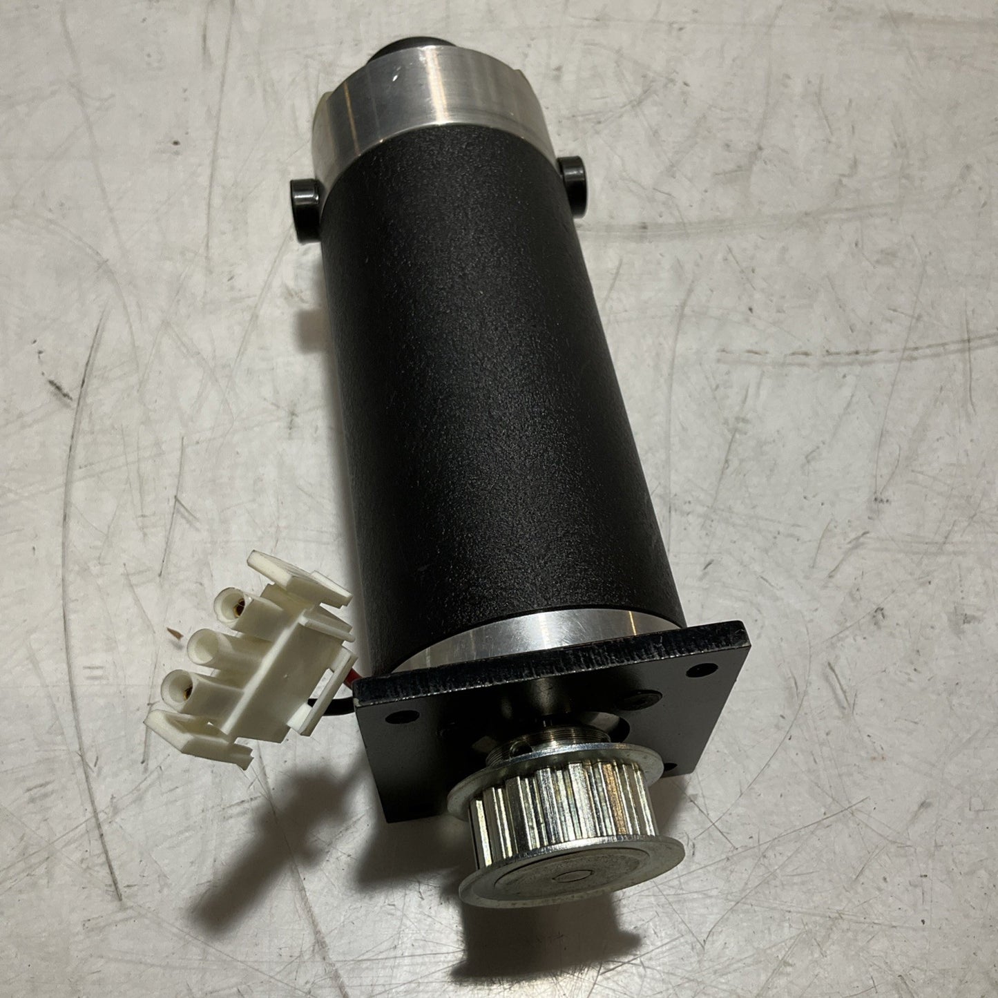 MAGMOTOR  CORPORATION  500210101- C21-K300X SERVO MOTOR  90V/DC U3S