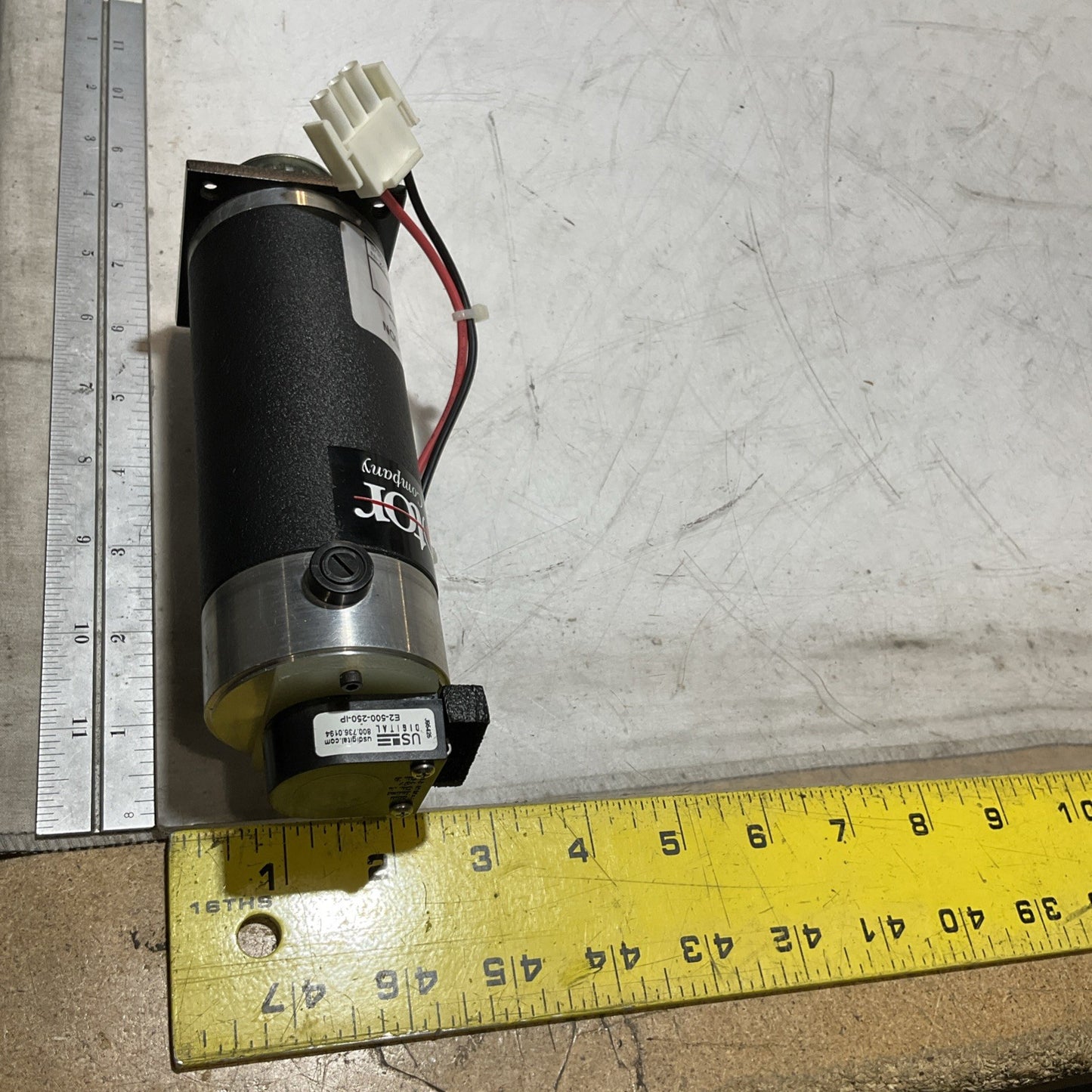 MAGMOTOR  CORPORATION  500210101- C21-K300X SERVO MOTOR  90V/DC U3S