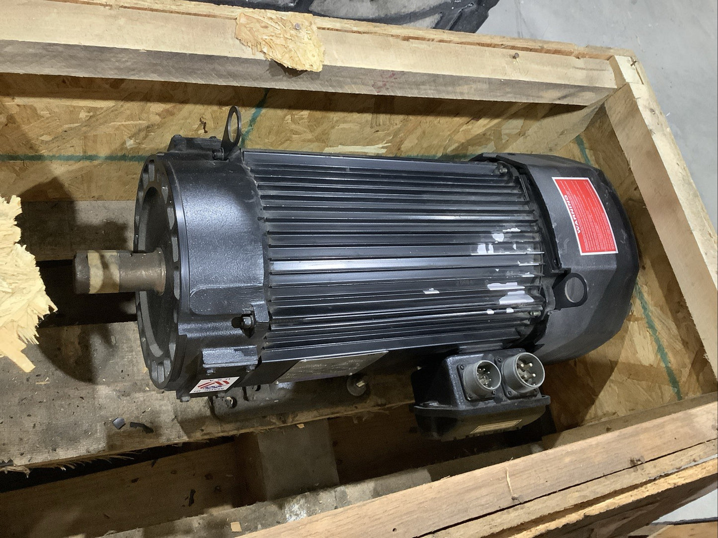 POWERTEC PACTORQ E183C2C0N0A9010 SERVOMOTOR ES184TYZ 11.5HP 8.6KW 30A 2271RPM