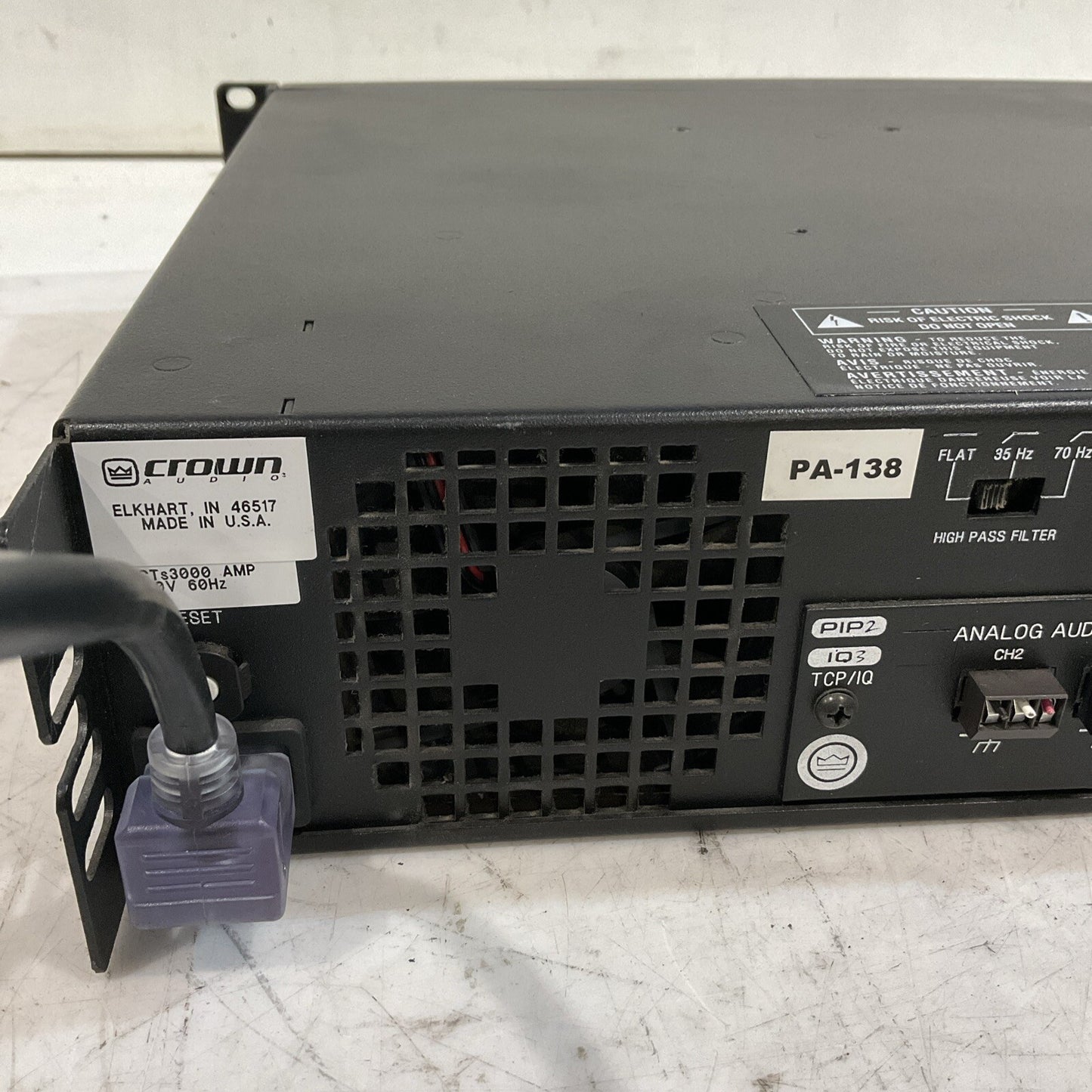 CROWN AUDIO CTS 3000 POWER AMPLIFIER 120V 60HZ T9A