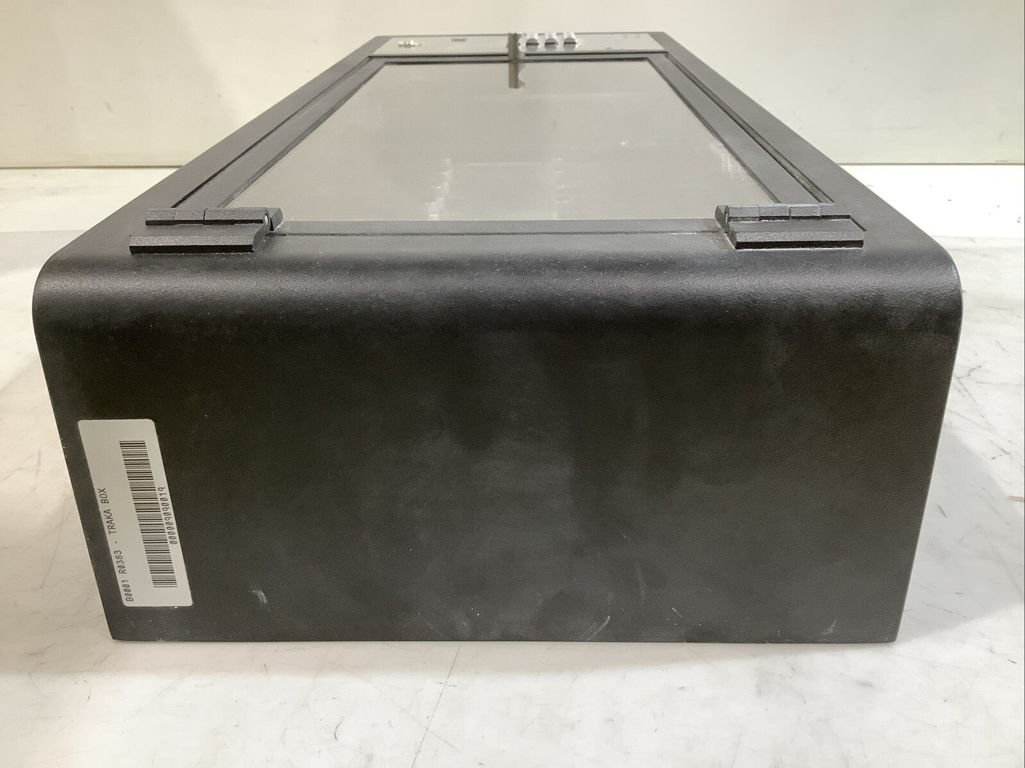 TRAKA TOUCH PRO M MAC 04-CB-1D-83-2C-35 ELECTRONIC KEY CABINET L8H