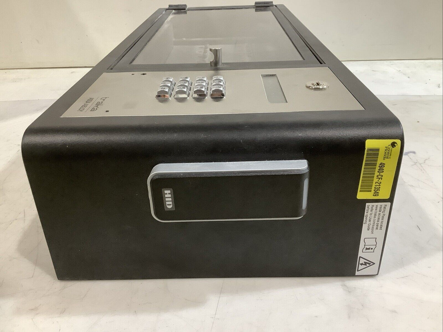 TRAKA TOUCH PRO M MAC 04-CB-1D-83-2C-35 ELECTRONIC KEY CABINET L8H