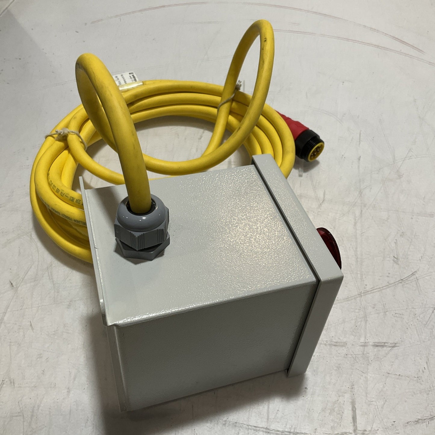 HONEYWELL 21417-USS EMERGENCY- STOP BOX 8 PIN MINIFAST LUMBERG MALE 6M U3S
