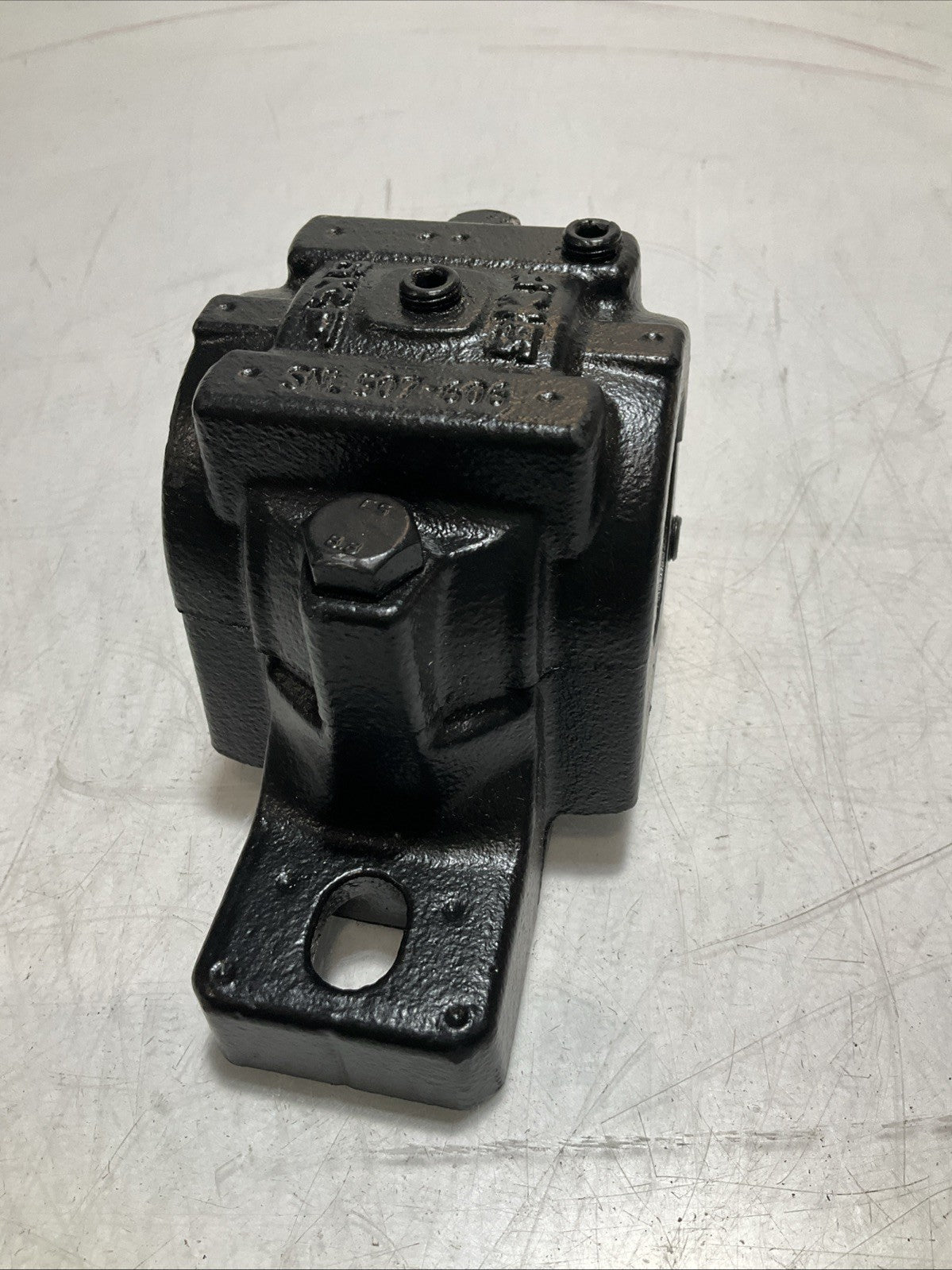 SKF 507-606 VU PLUMBER BLOCK BEARING HOUSING 507-606 FB-SNL U3S