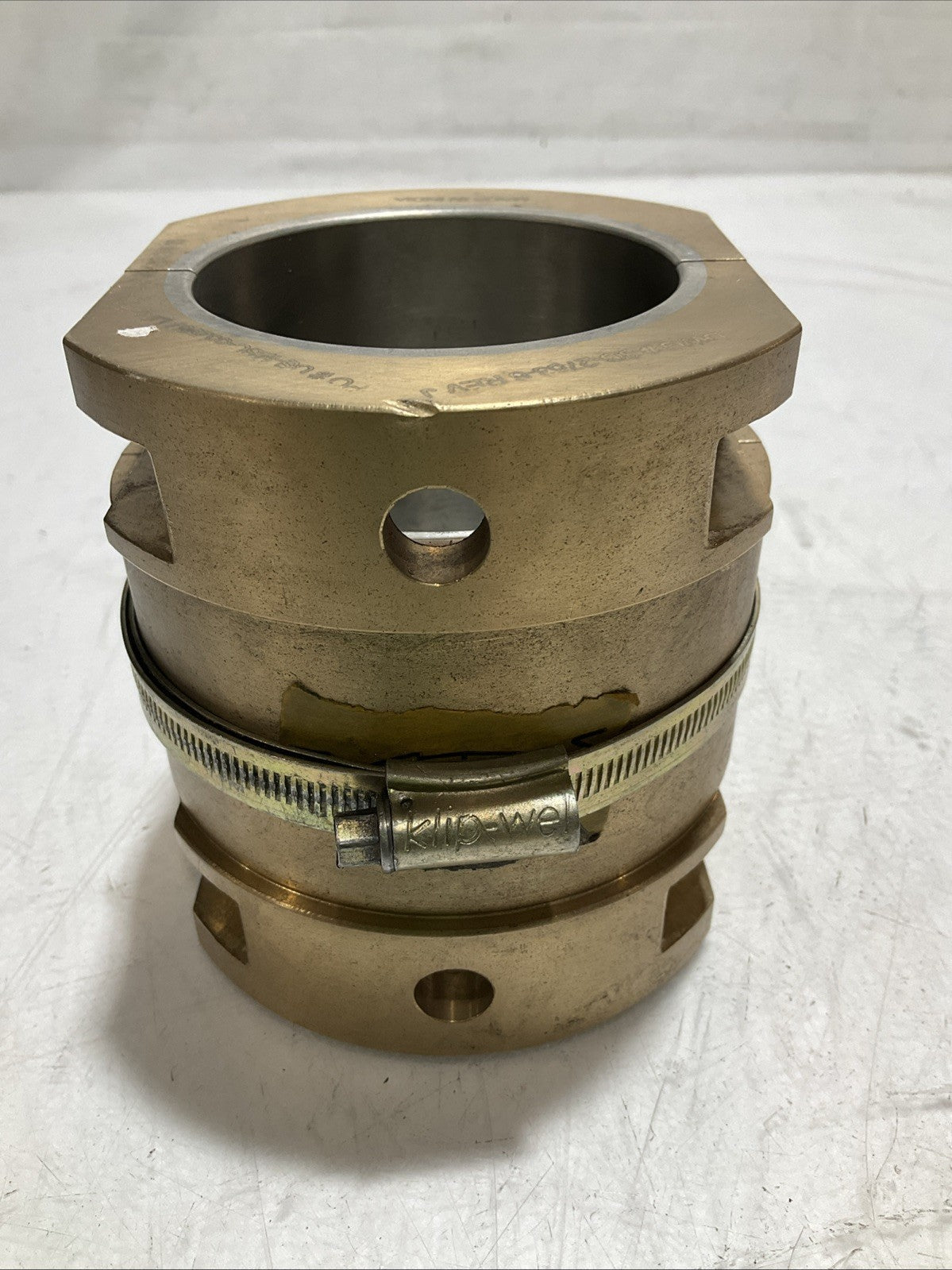 FLOWSErVE-UNION PUMP 4049499 BEARING SLEEVE 2.875 678