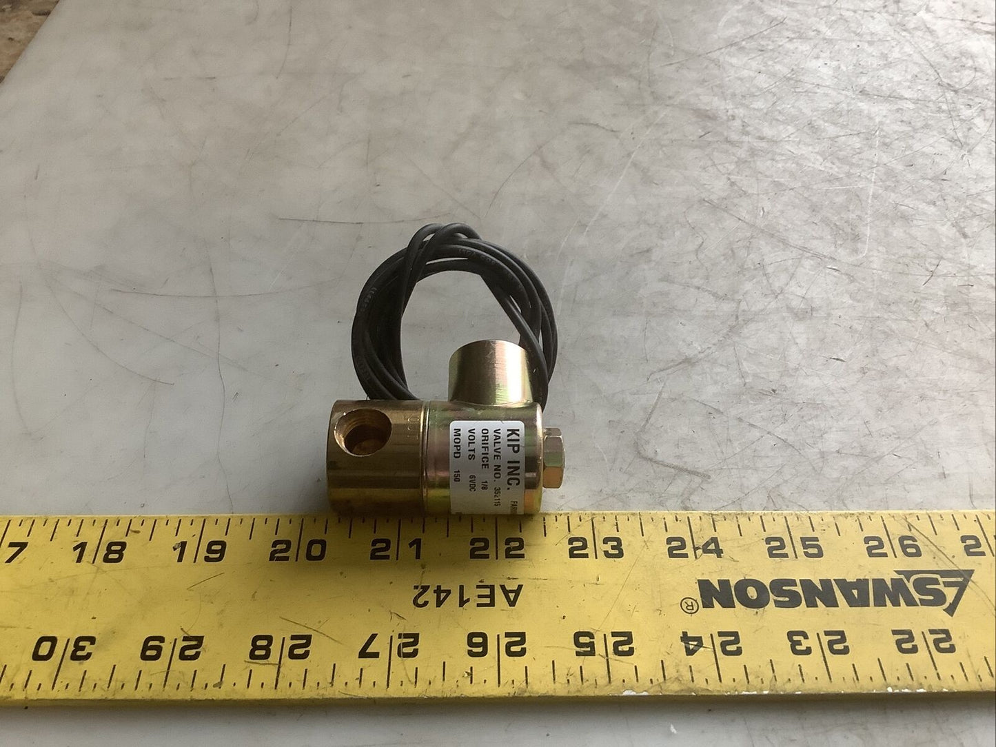 NORGREN KIP 352115 SOLENOID VALVE 6VDC 7W 1/8IN 678