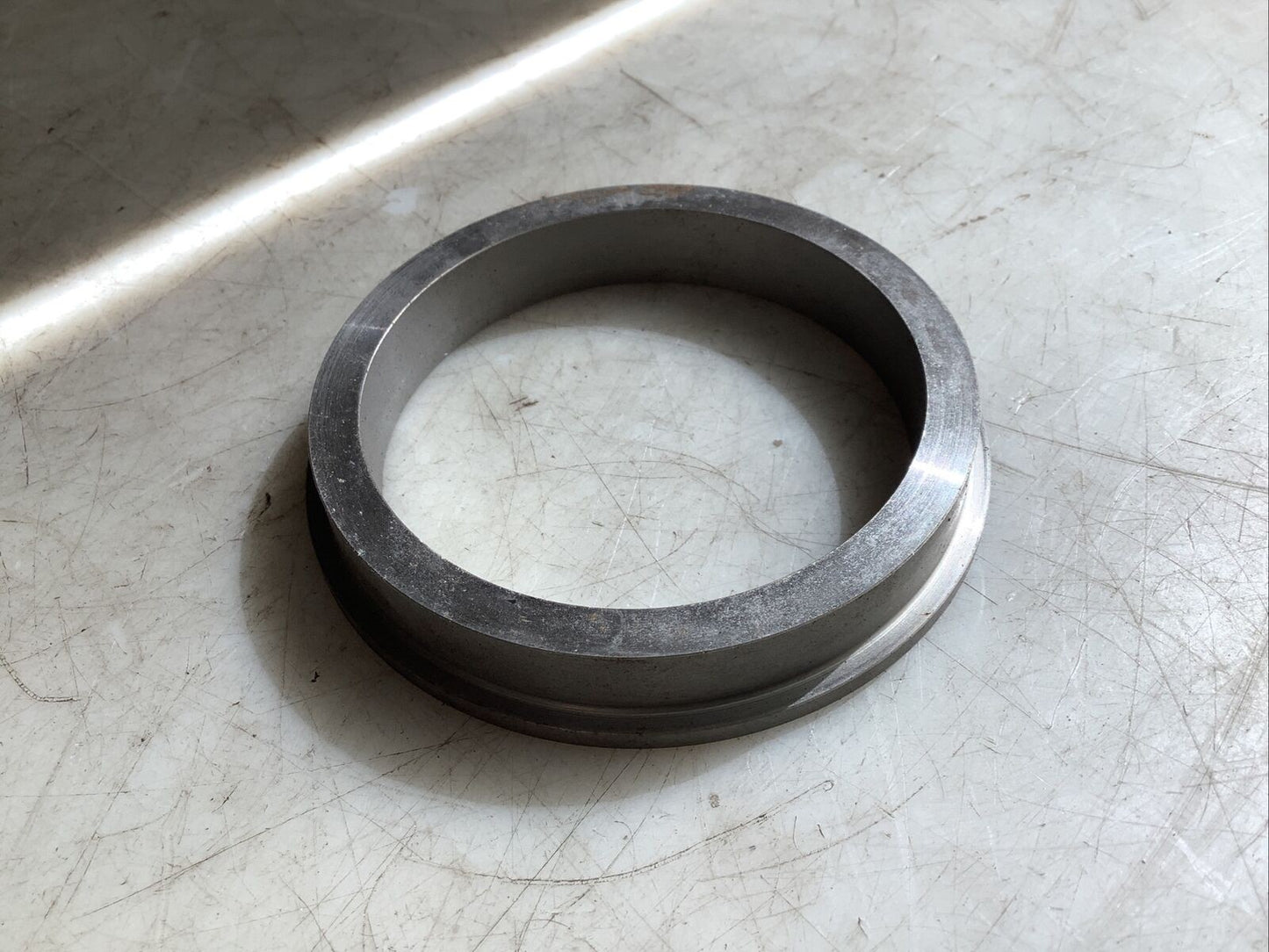 DAVID BROWN UNION PUMPS 847A0192001E22100 THROAT BUSHING 3-3/4IN OD 678