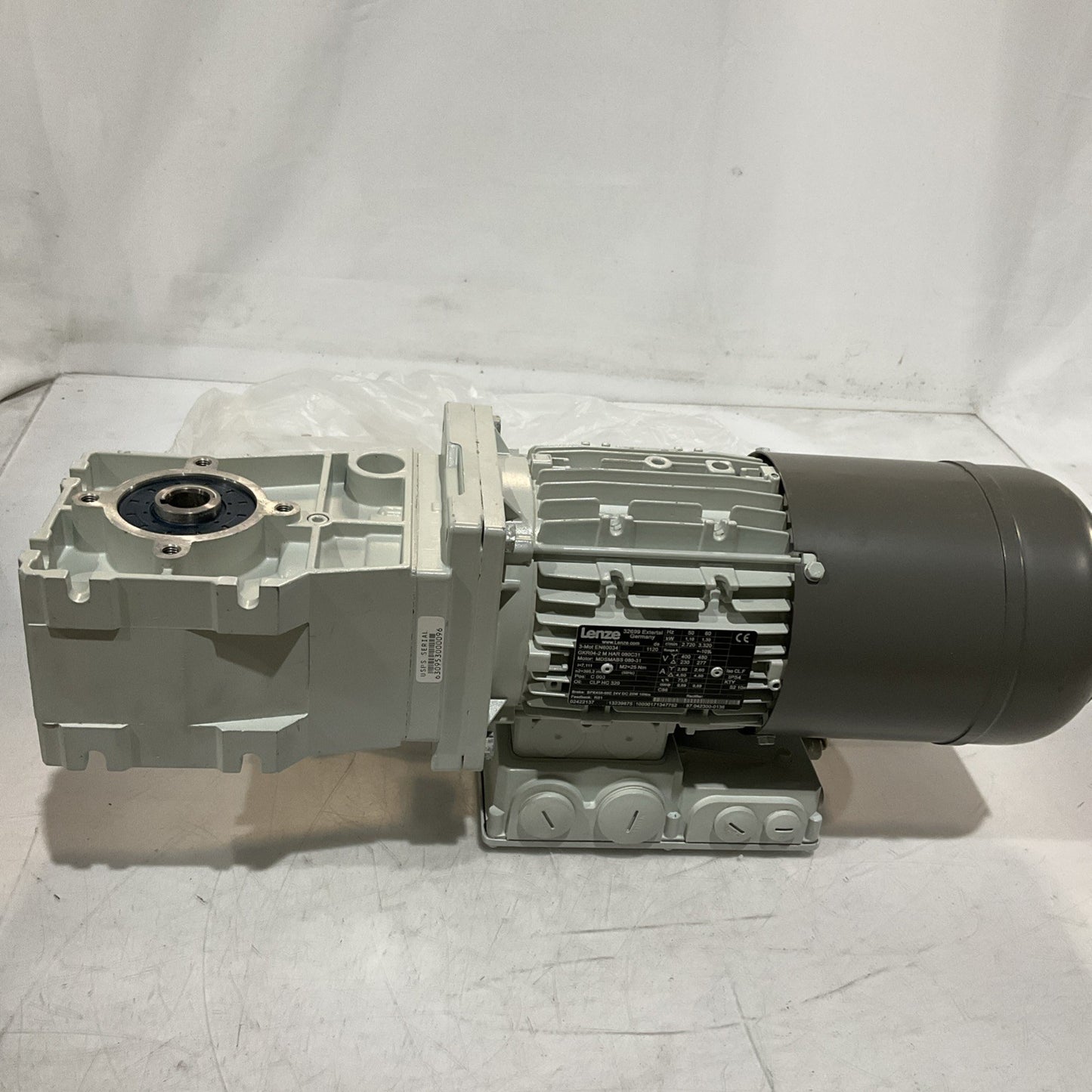 LENZE EN60034 GKR04-2M HAR080C31 MDSMABS GEARBOX MOTOR RATIO U3S