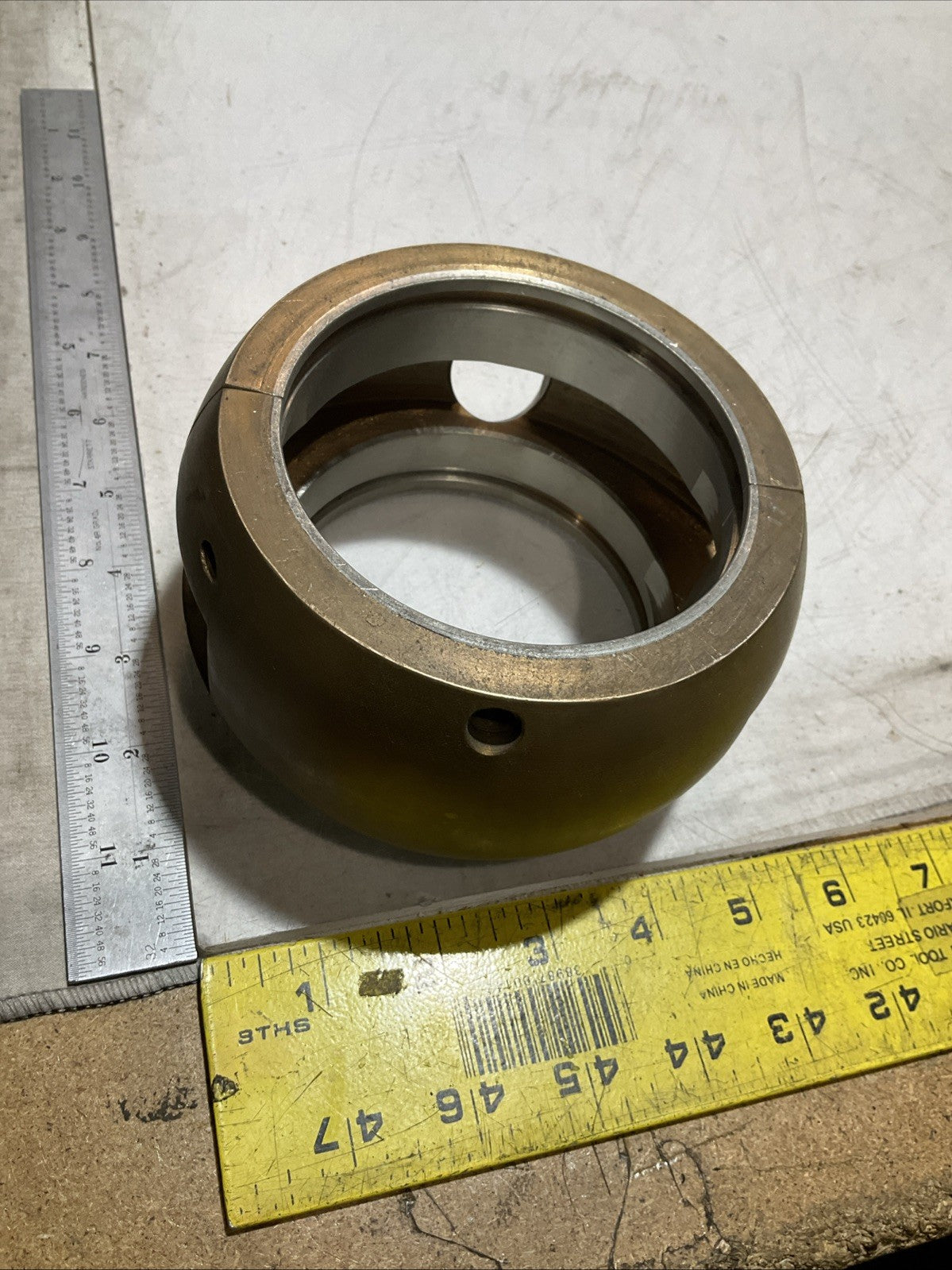 RELIANCE ELECTRIC E5800-E6800 SLEEVE BEARING SPHERICAL BORE 3 3/4” 373