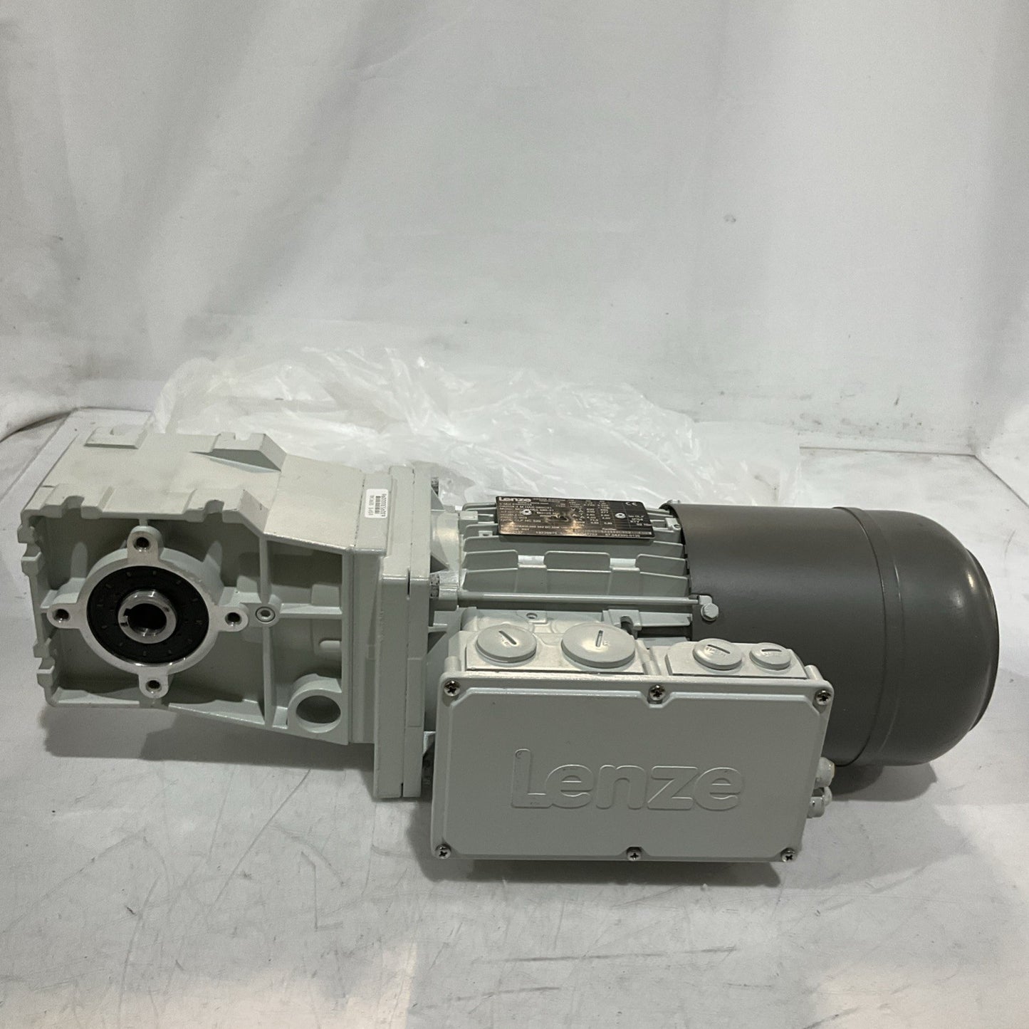 LENZE EN60034 GKR04-2M HAR080C31 MDSMABS GEARBOX MOTOR RATIO U3S