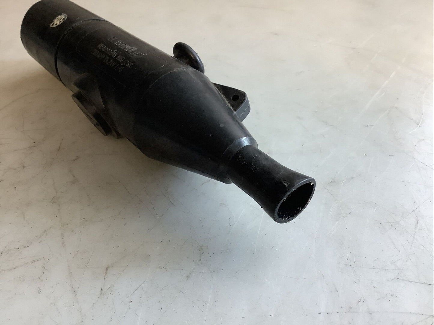 ELASTIMOLD K151/2SR DEADBREAK CONNECTOR L-G 200A 15.2KV