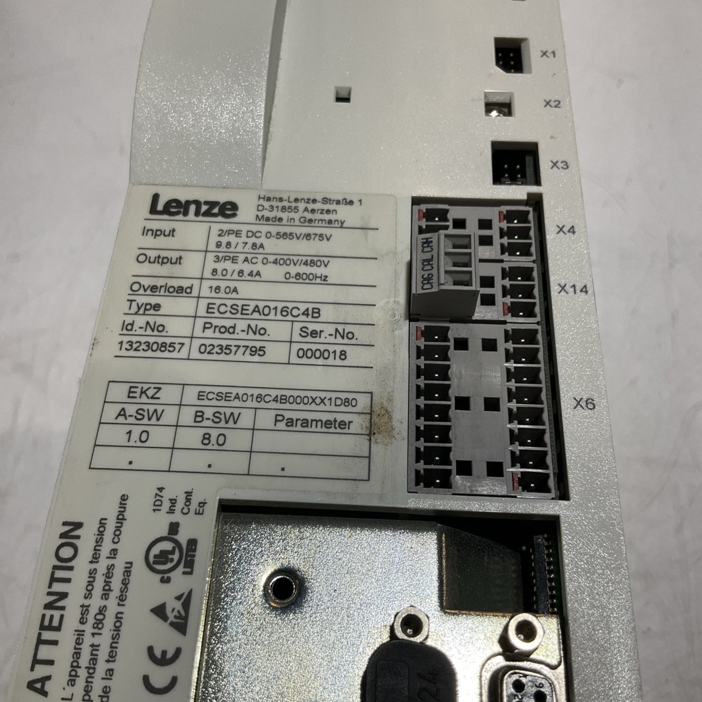 LENZE ECSEA016C4B DRIVE VARIABLE FREQUENCY CONTROLLER INVERTER XE25