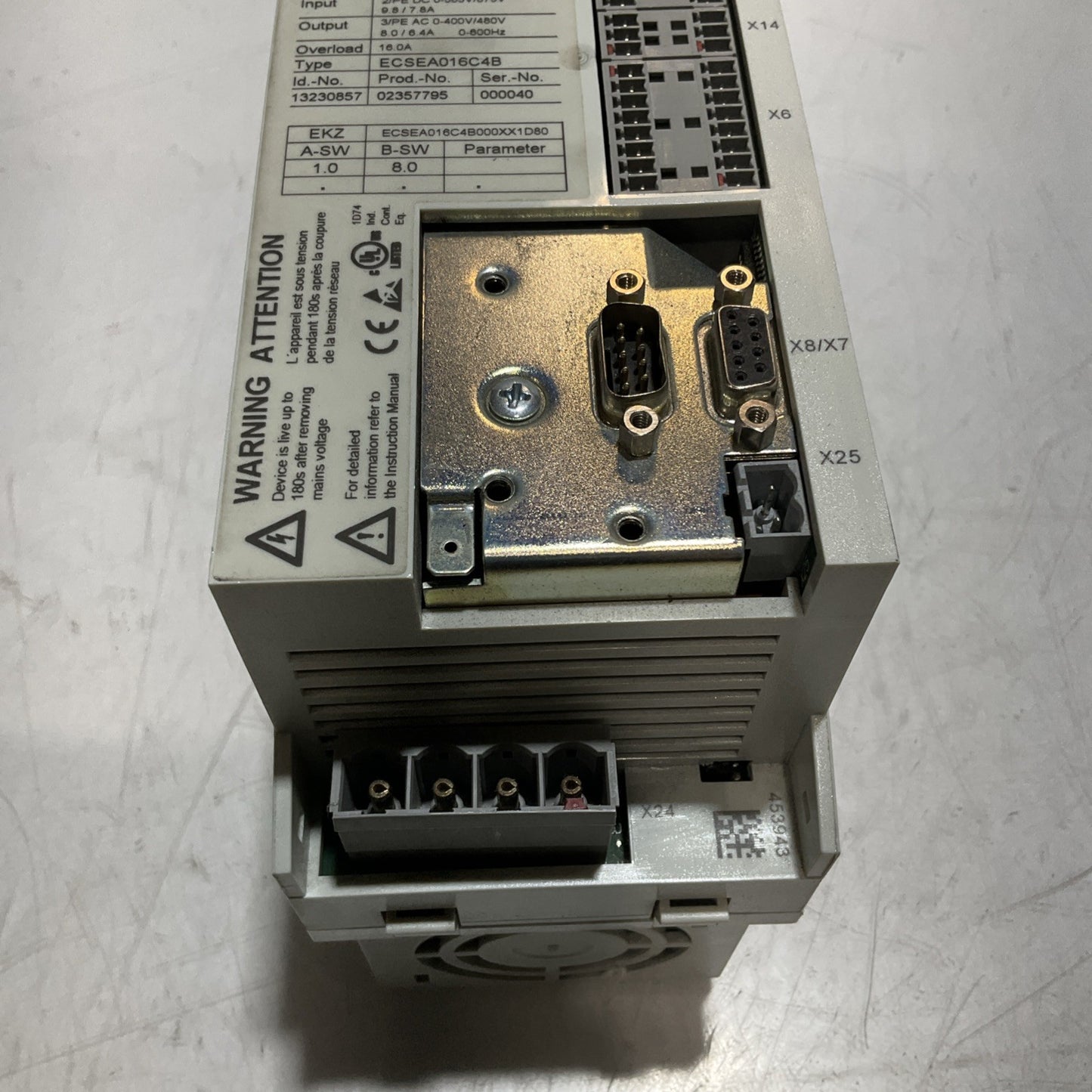 LENZE ECSE016C4B DRIVE VARIABLE FREQUENCY CONTROLLER INVERTER XE25