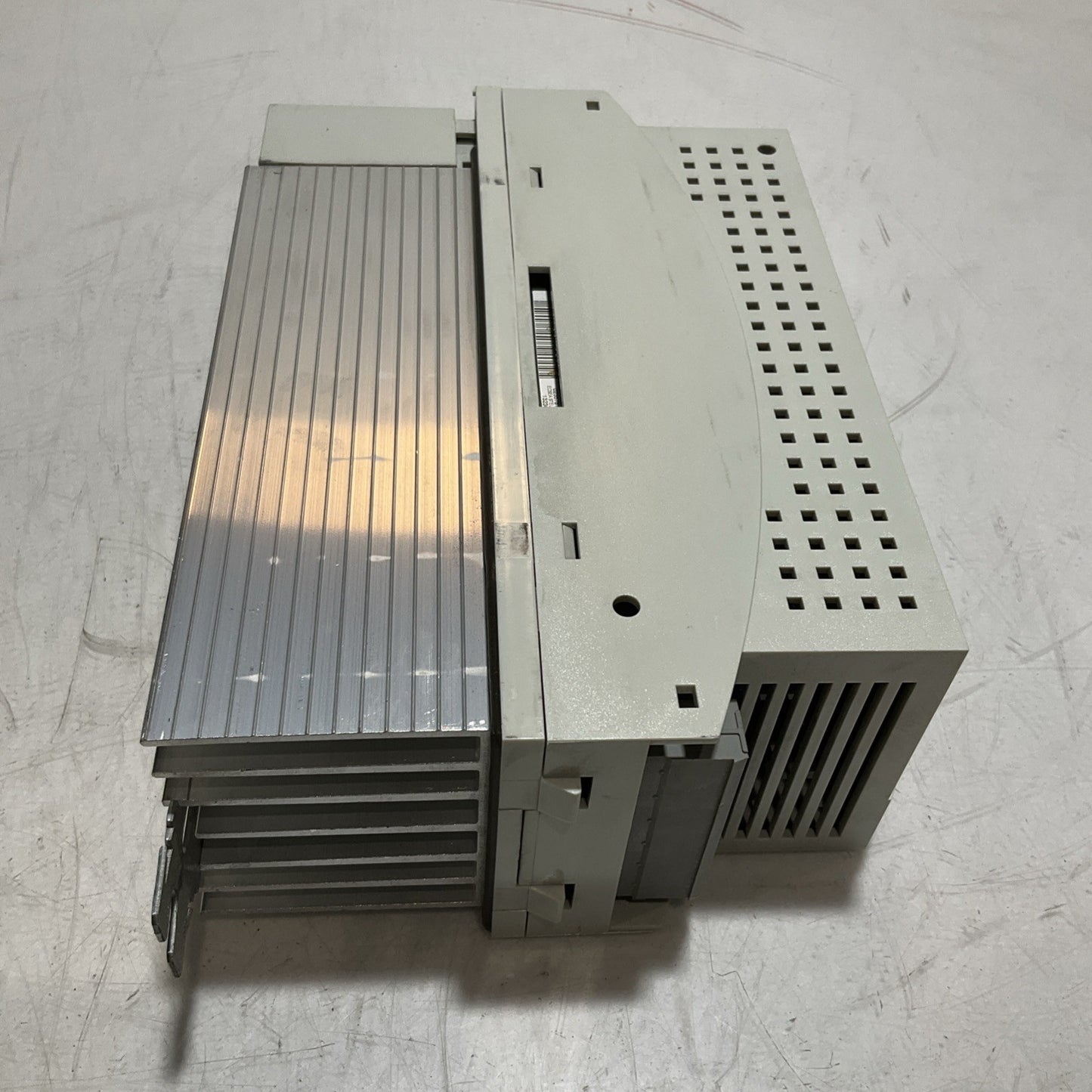 LENZE ECSEA008C4B SERVO DRIVE CONTROL MODULE XE25