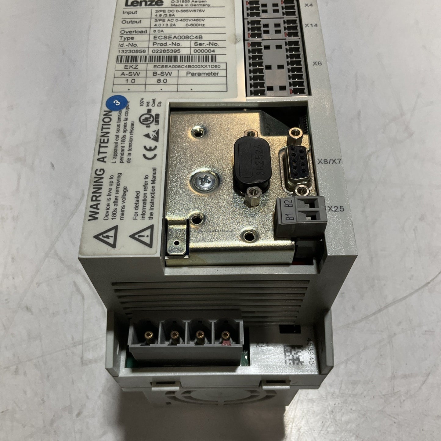 LENZE ECSEA008C4B DRIVE VARIABLE FREQUENCY CONTROLLER INVERTER XE25