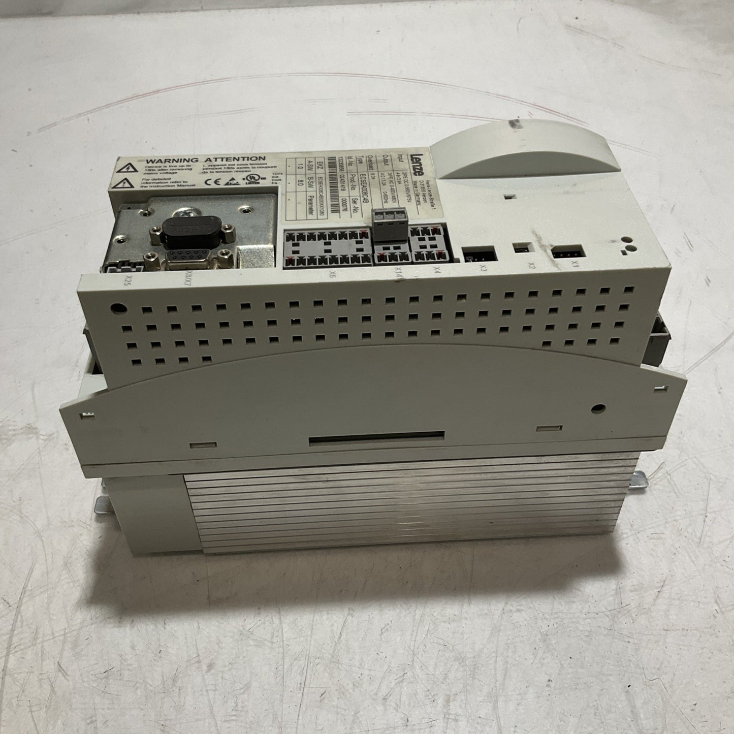 LENZE ECSEA008C4B SERVO DRIVE VARIABLE CONTROL MODULE XE25